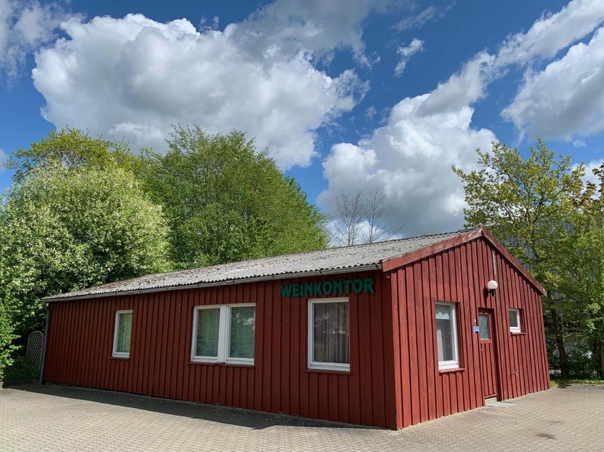 Single Room with Shared Shower and Toilet