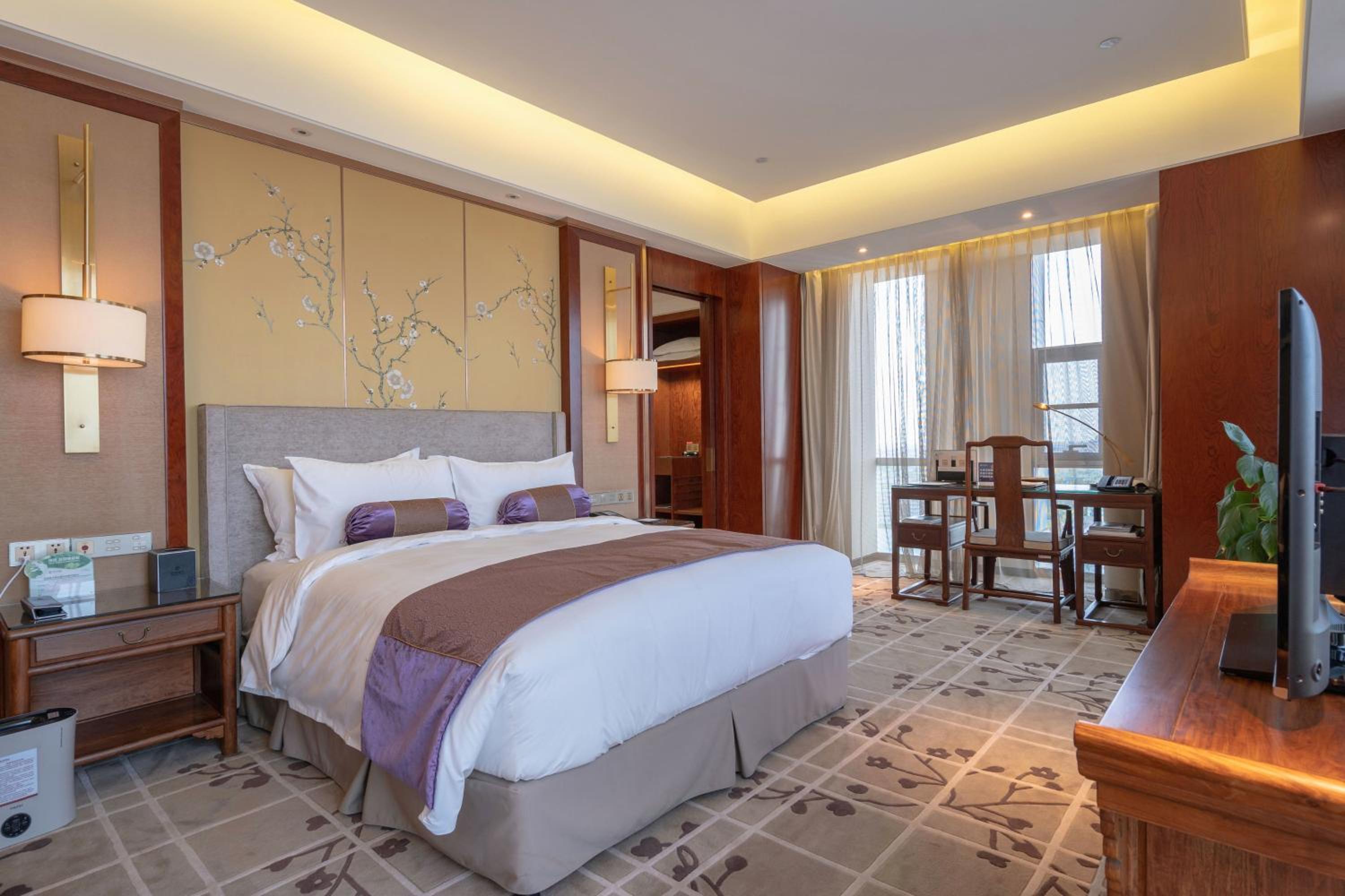 Executive Suite photo 2