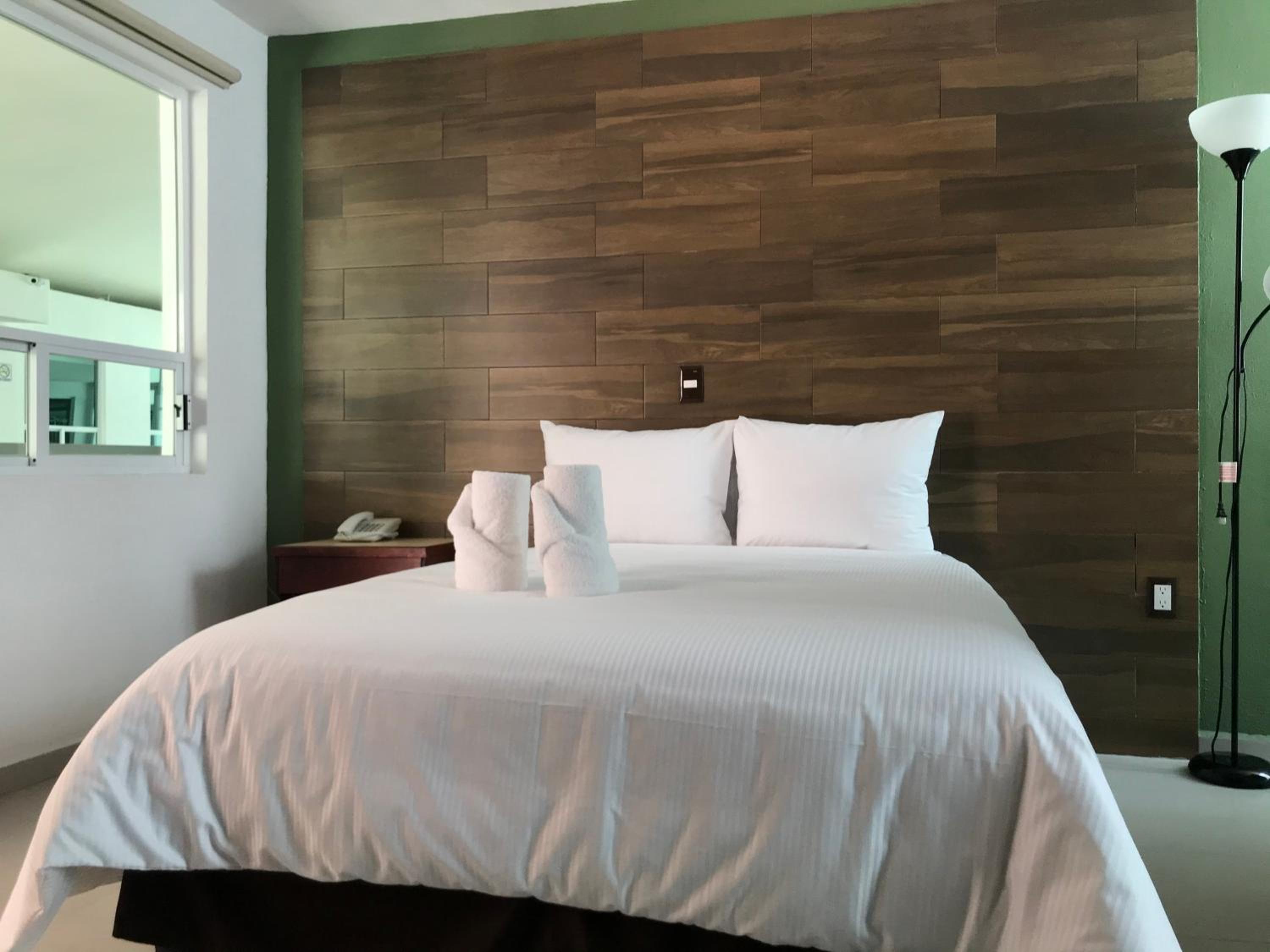 Deluxe Queen Room photo 1