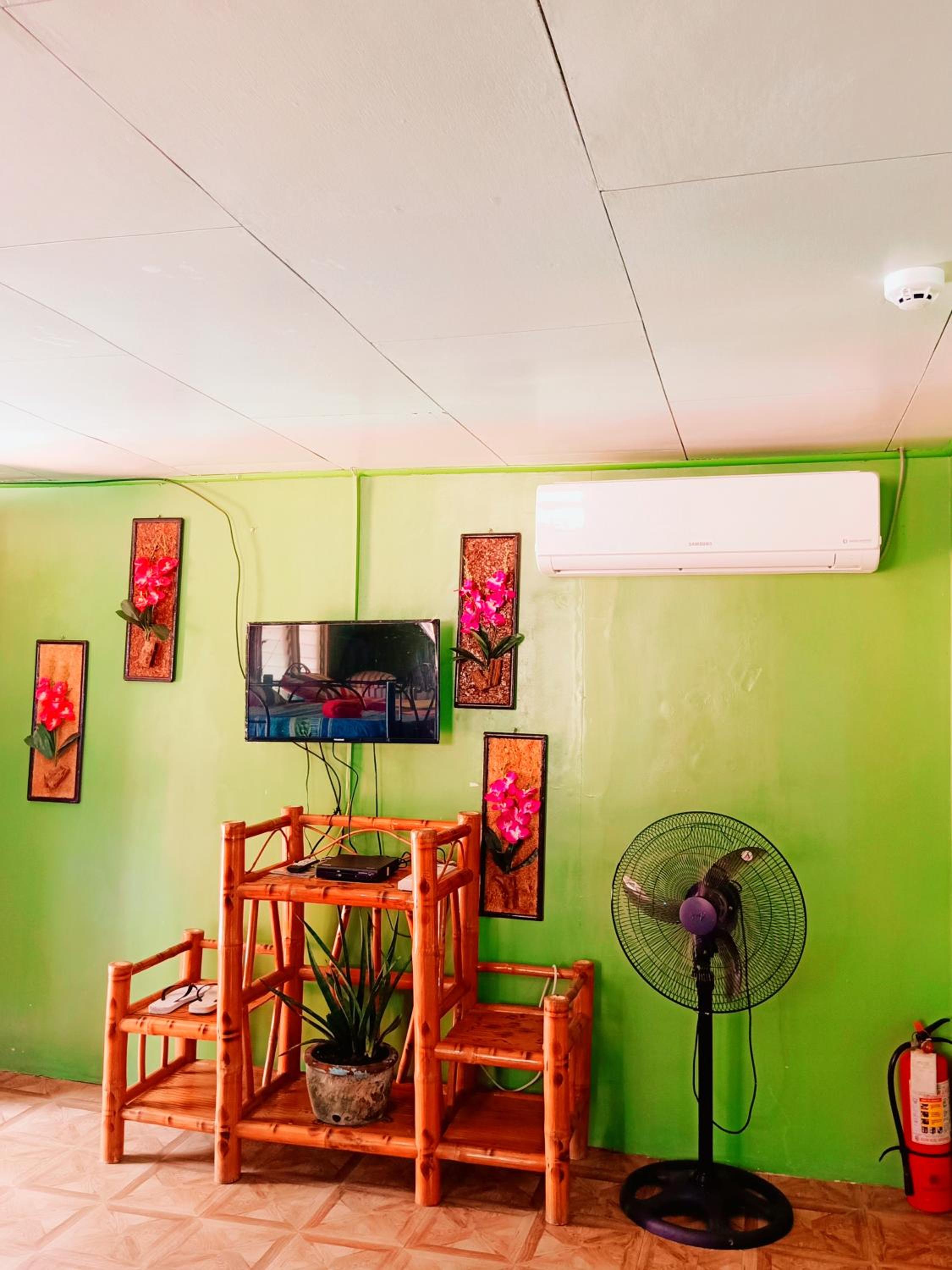 Family Suite with Balcony photo 2