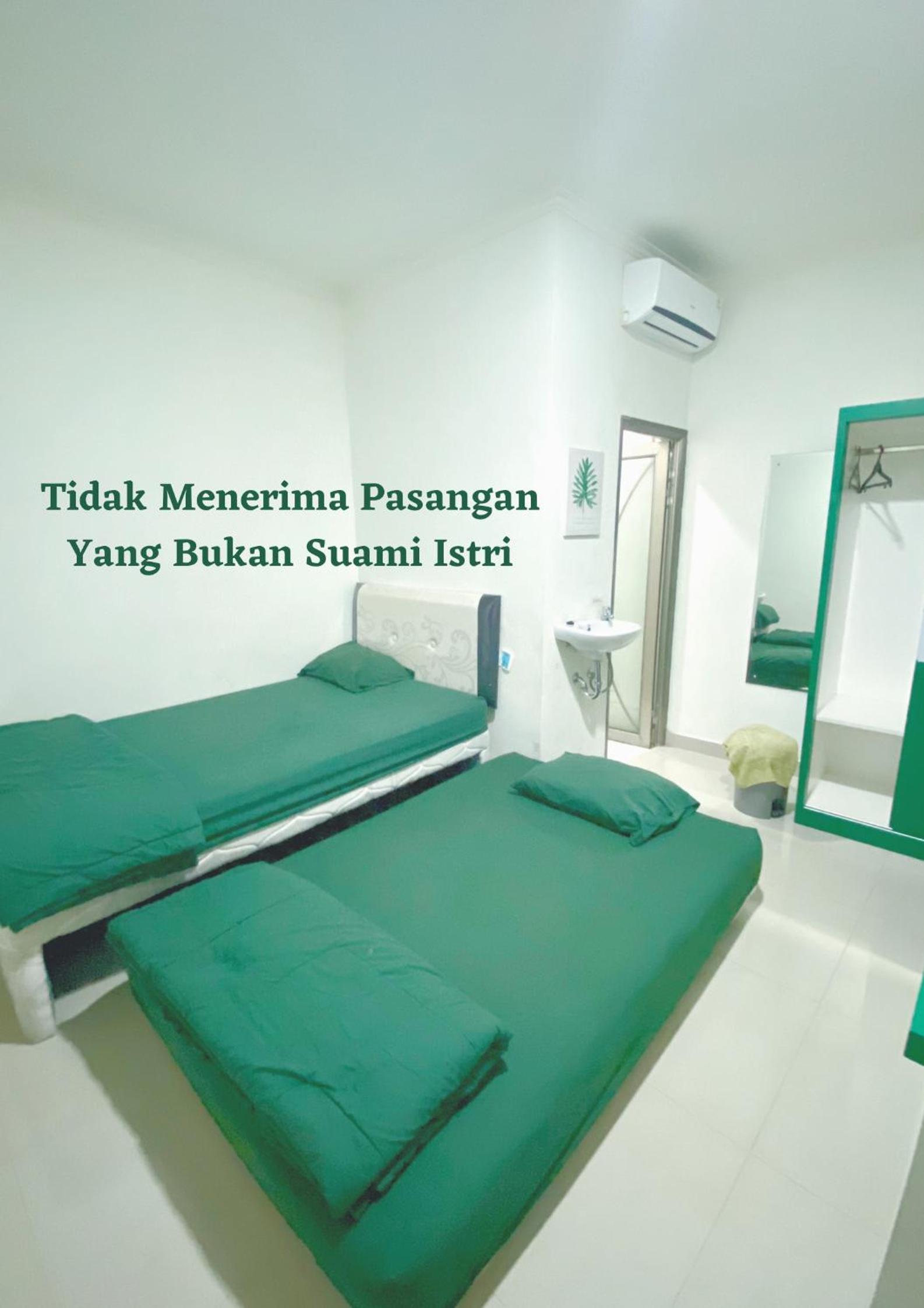 Twin Room - Photo 1