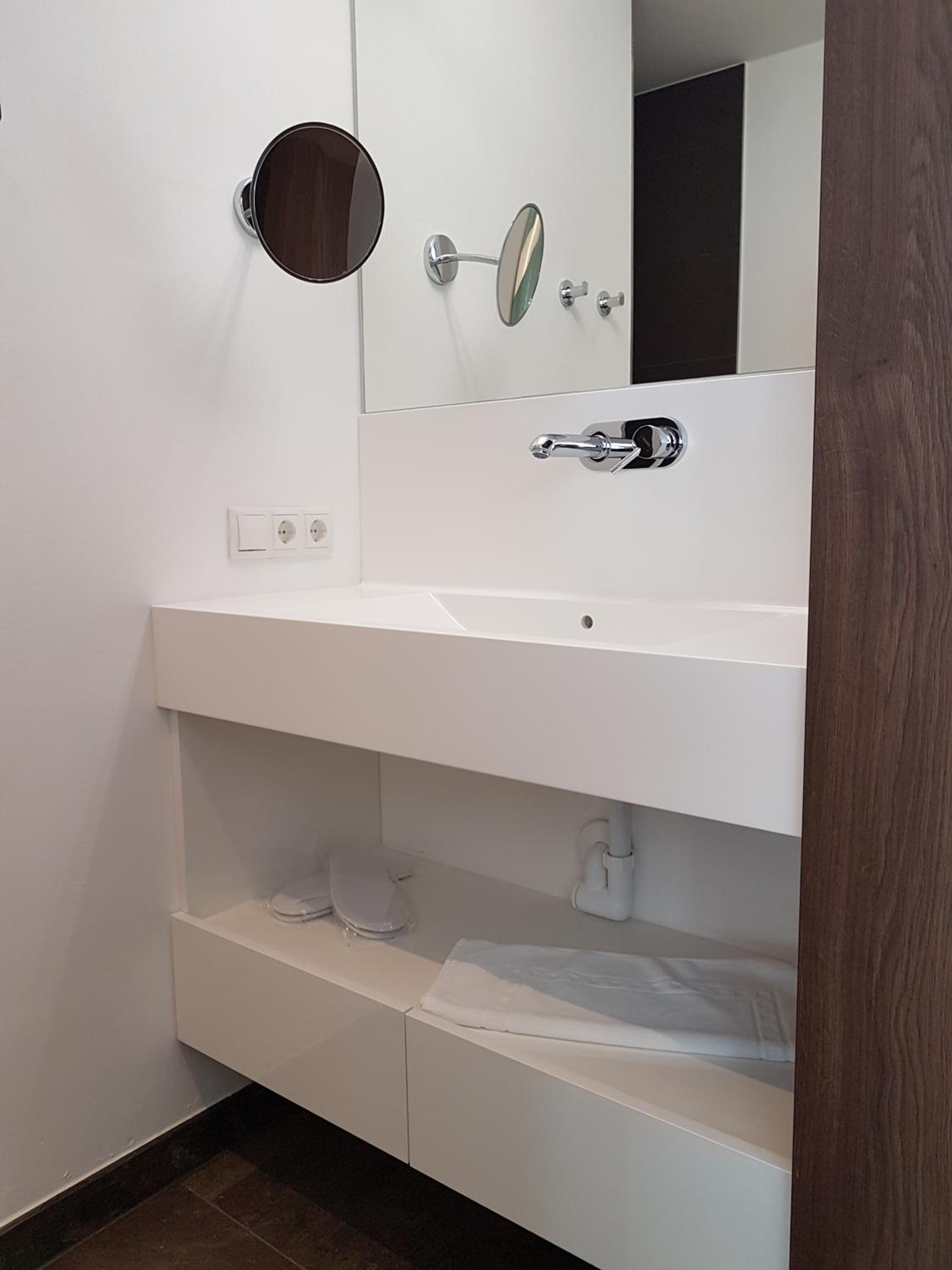 Standard Double Room - Photo 3