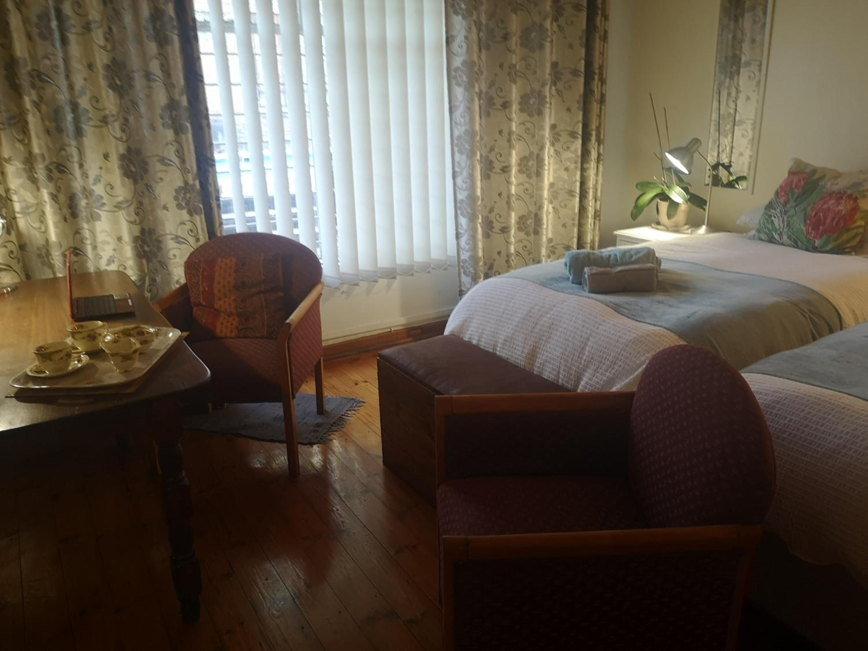 Double Room with Private Bathroom photo 1