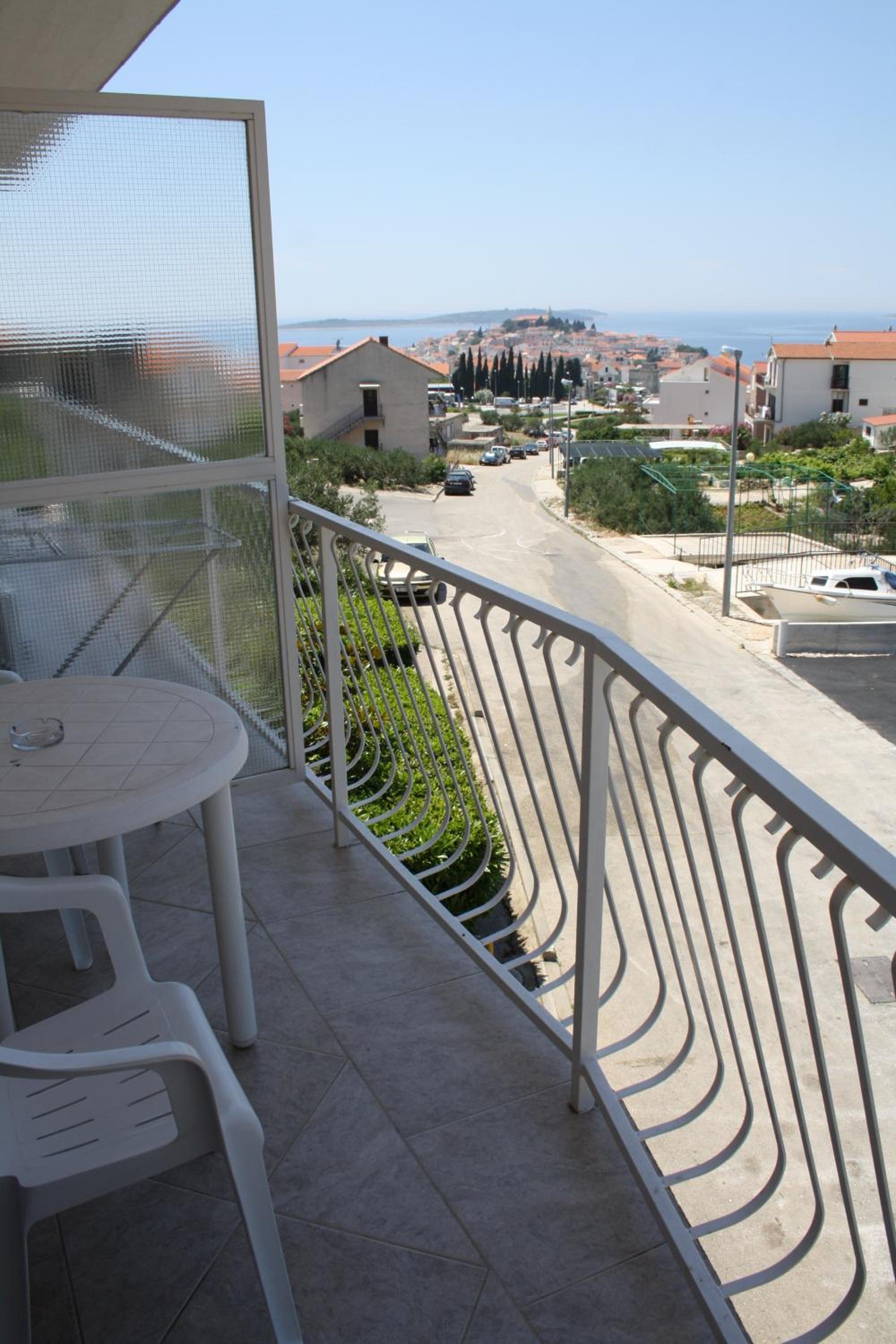 Two-Bedroom Apartment with Sea View (5 Adults) photo 3