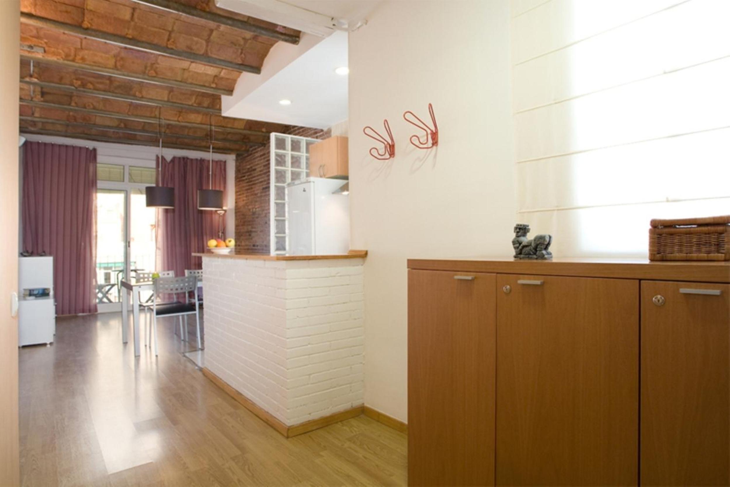 Three-Bedroom Apartment- Concordia  photo 3