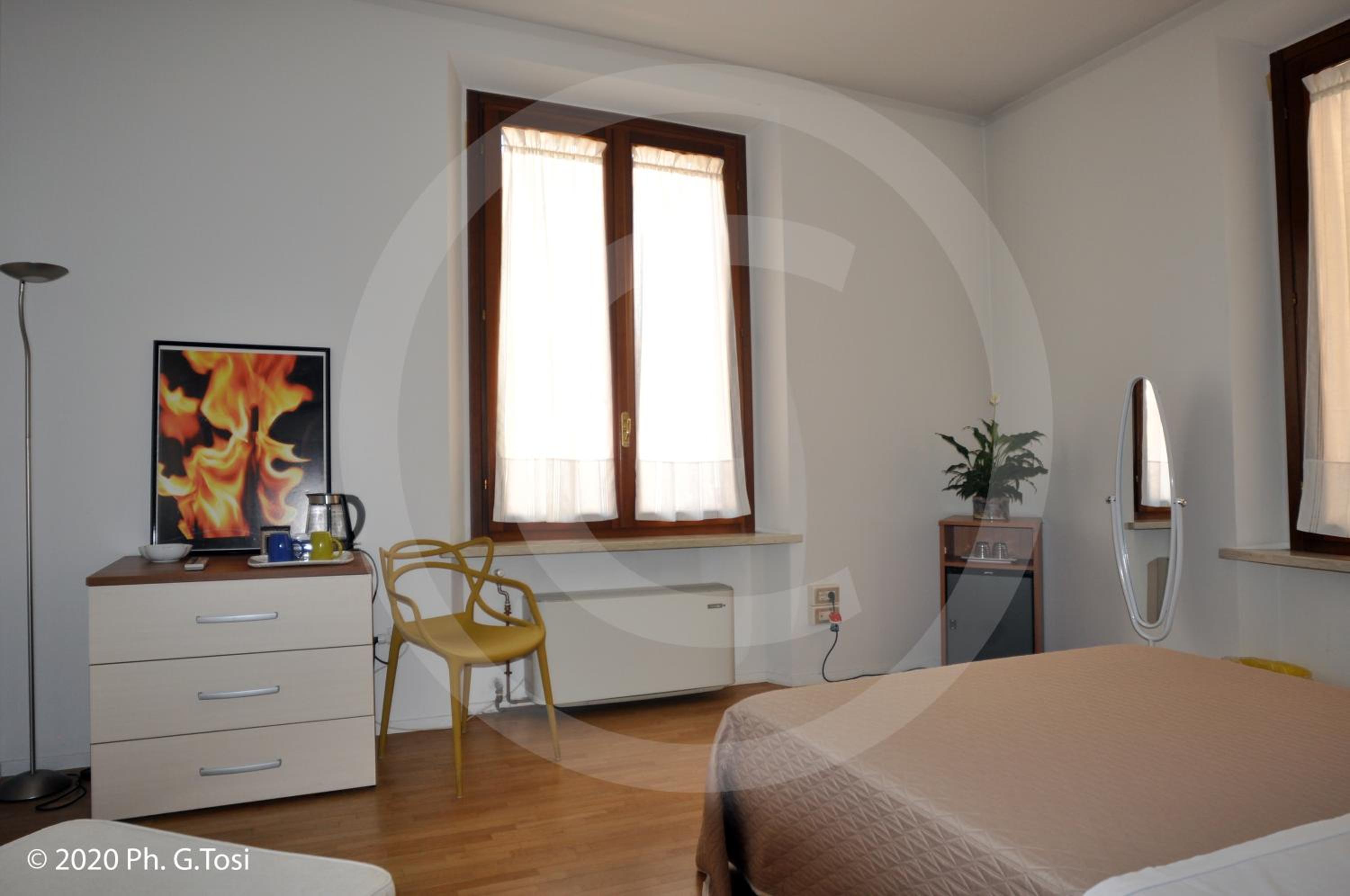 Double Room with Private Bathroom photo 3