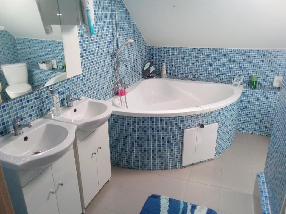 Triple Room with Shared Bathroom photo 3