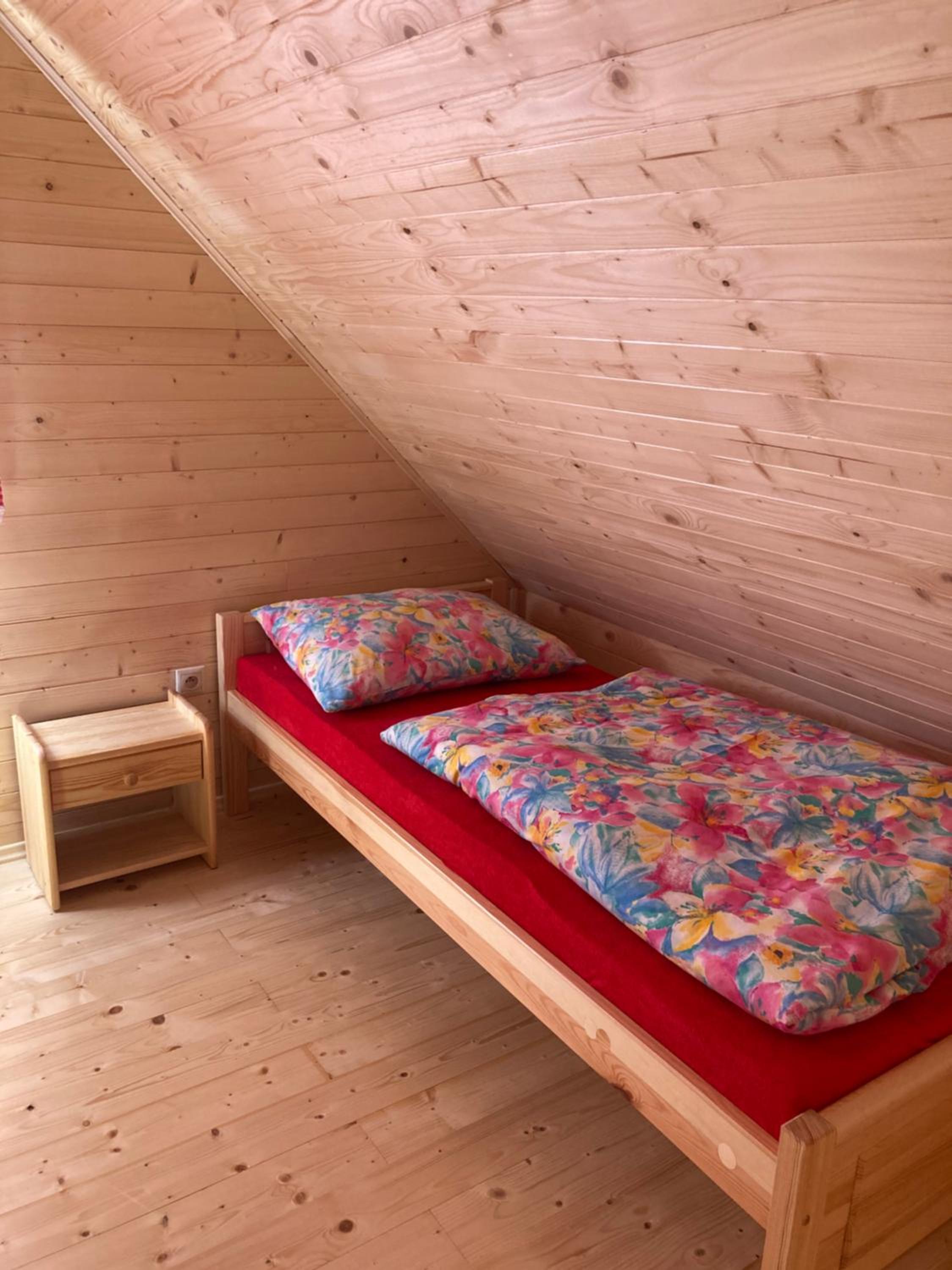 Two-Bedroom House - Photo 4