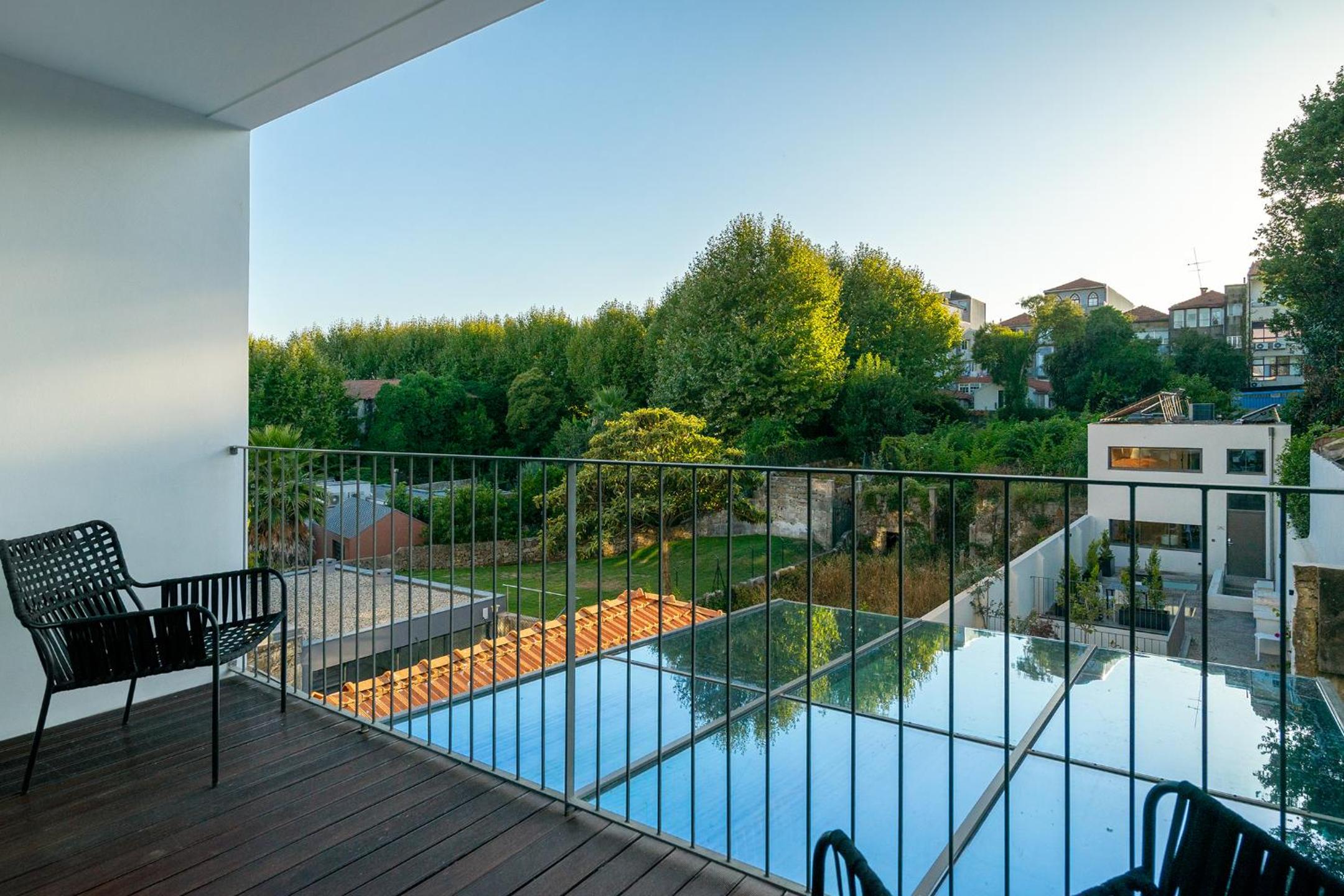 Double or Twin Room with Balcony photo 2