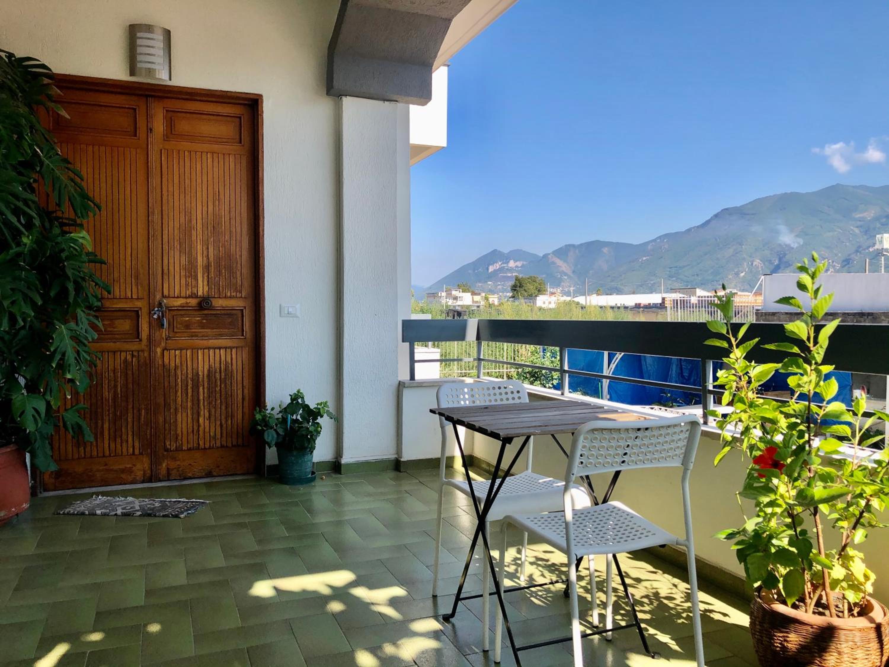 Double Room with Patio - Photo 30