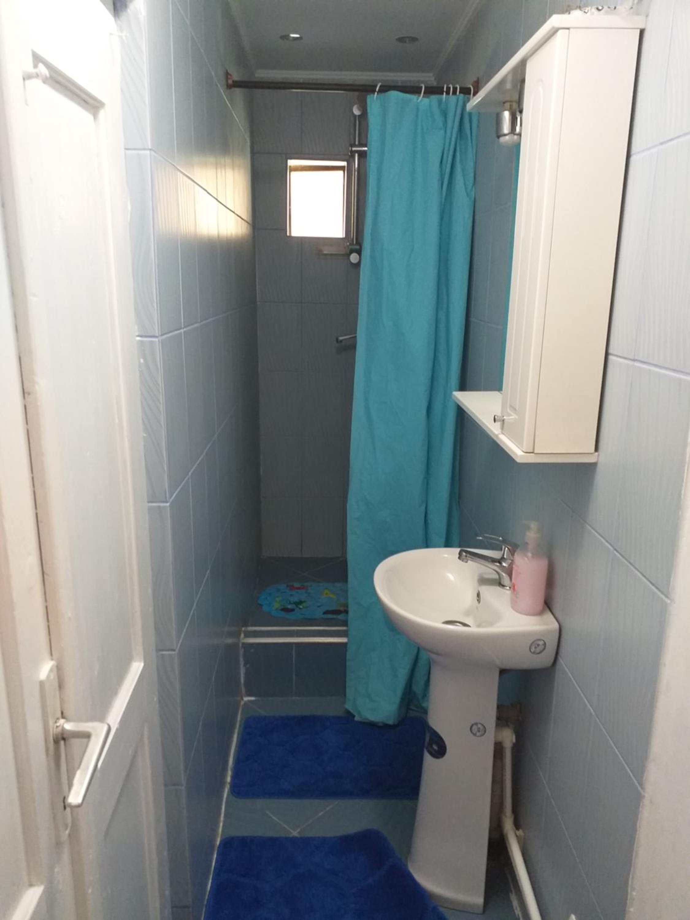 Basic Triple Room photo 2