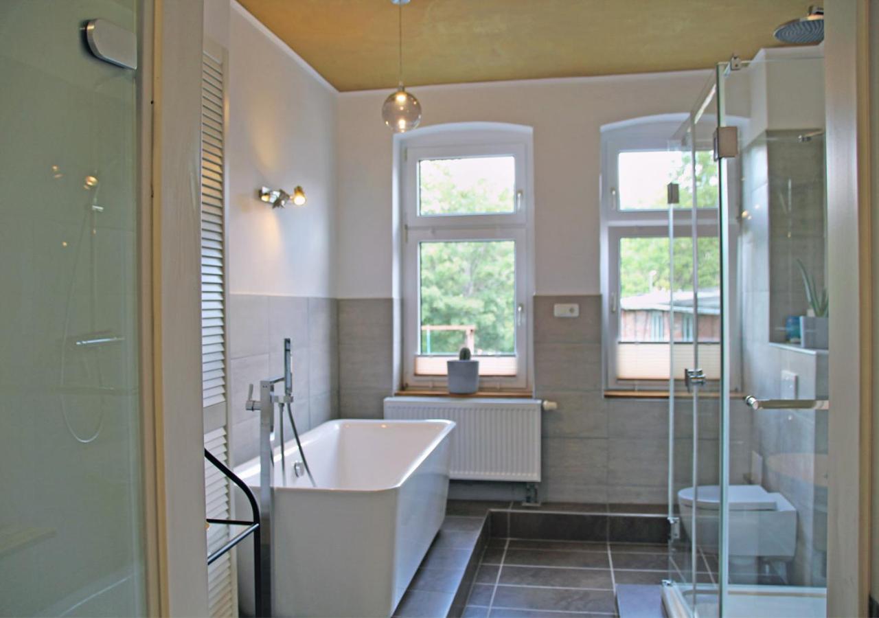 One-Bedroom Apartment - Photo 4