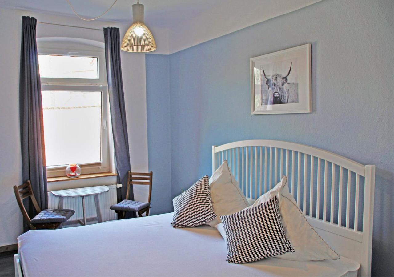 One-Bedroom Apartment - Photo 9