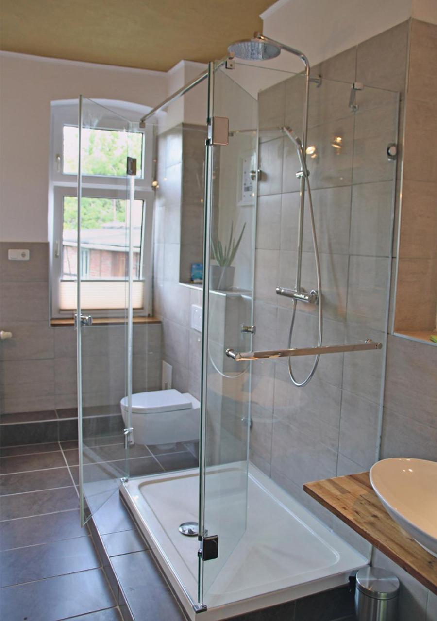 One-Bedroom Apartment - Photo 8
