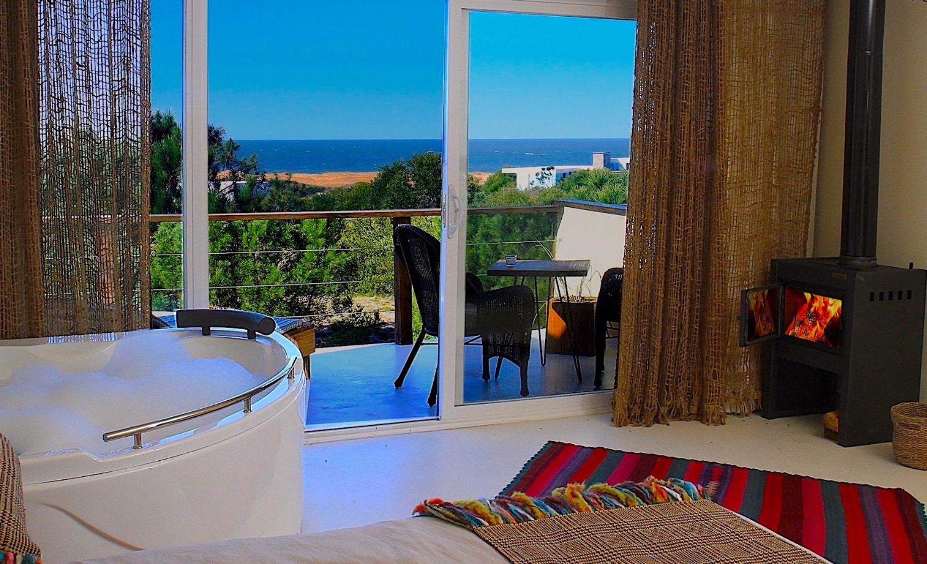 Superior Suite with Jacuzzi and Sea view