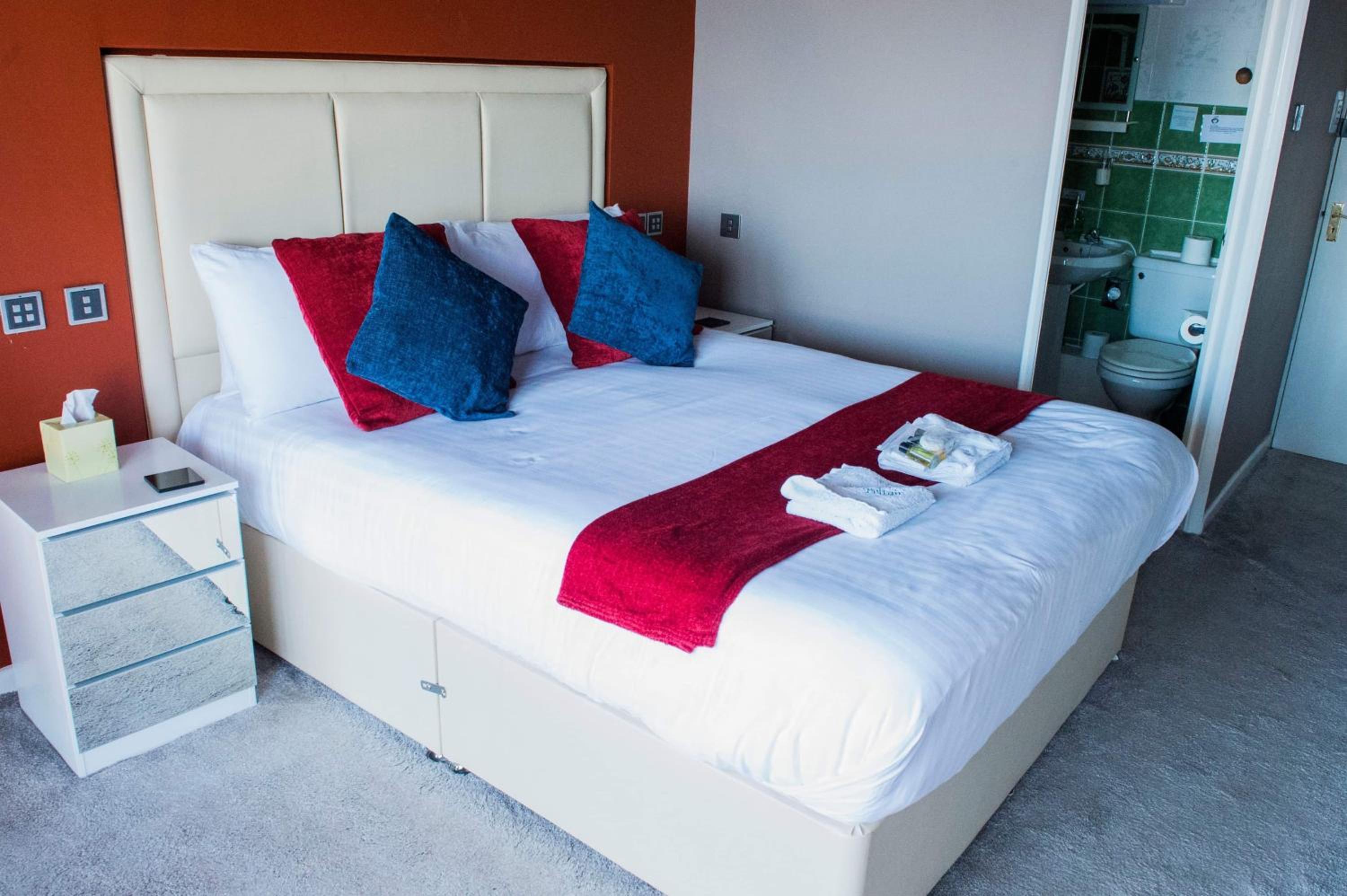 Deluxe Double Room with Balcony and Sea View photo 1