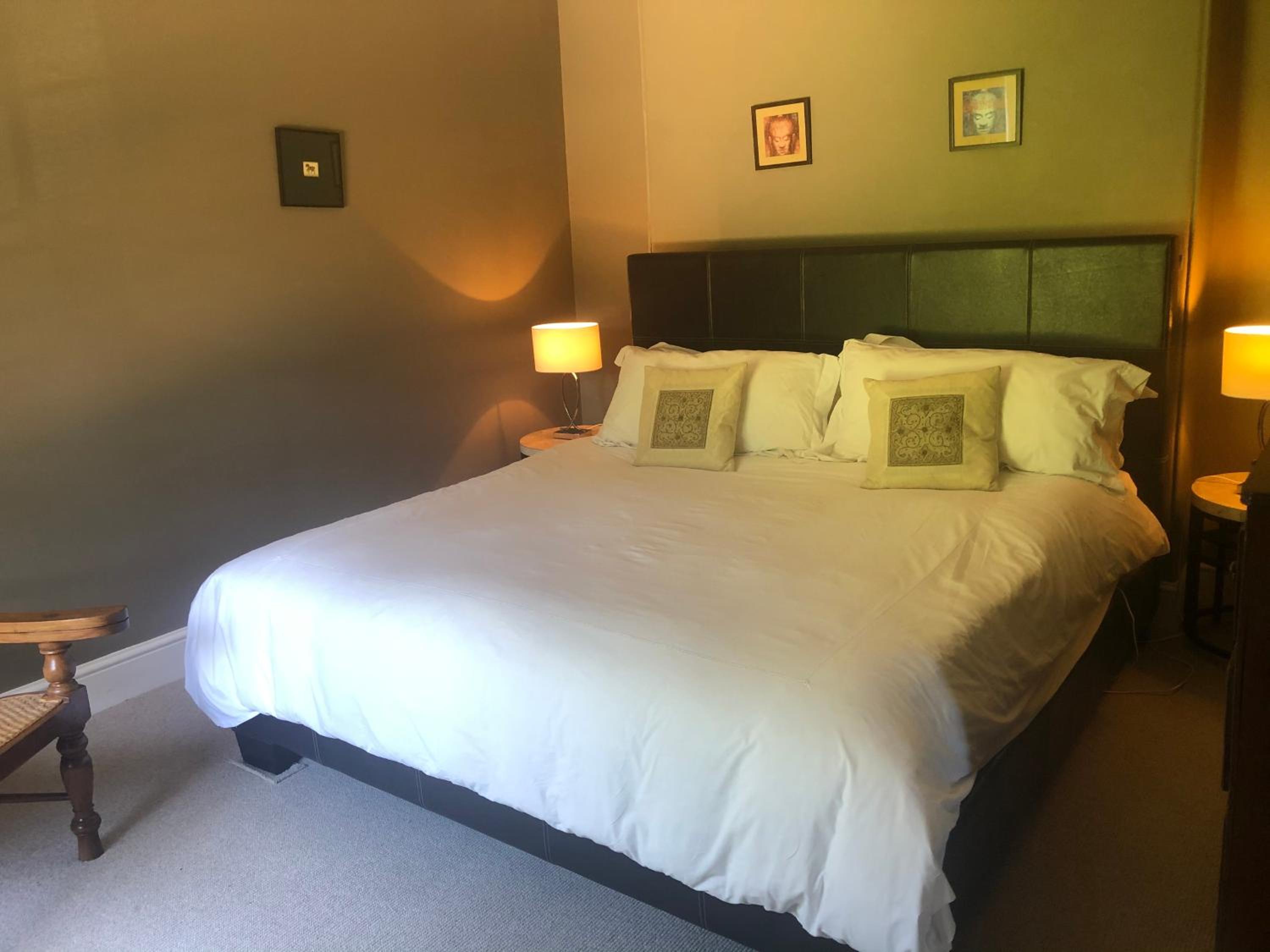 Deluxe King Room photo 1