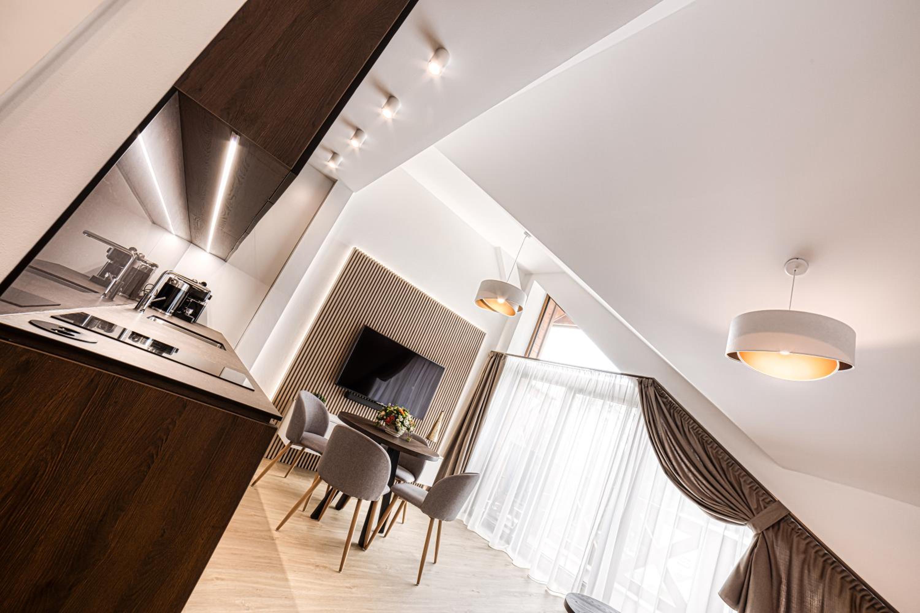 One-Bedroom Apartment - Photo 22