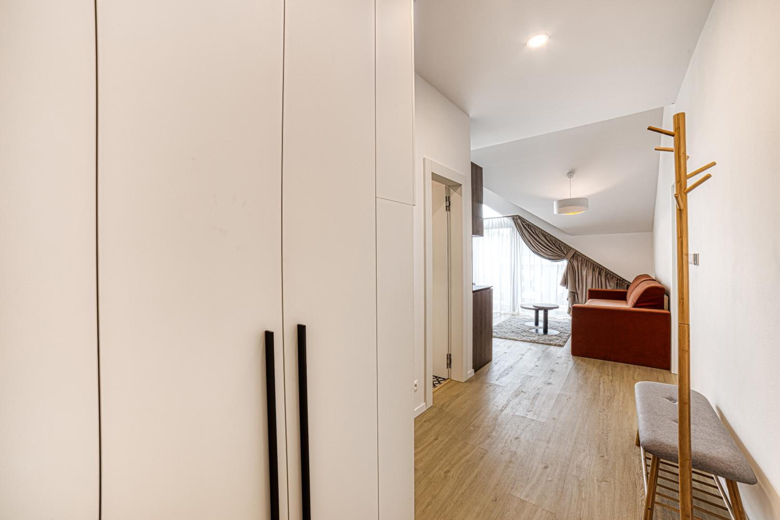 One-Bedroom Apartment - Photo 19