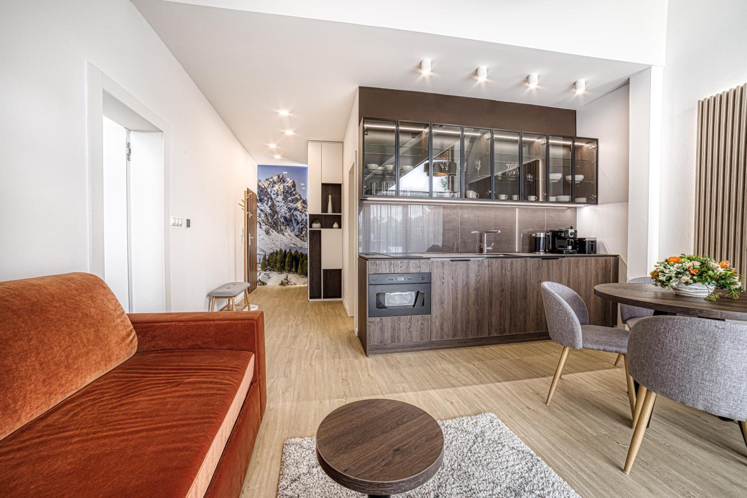 One-Bedroom Apartment - Photo 21
