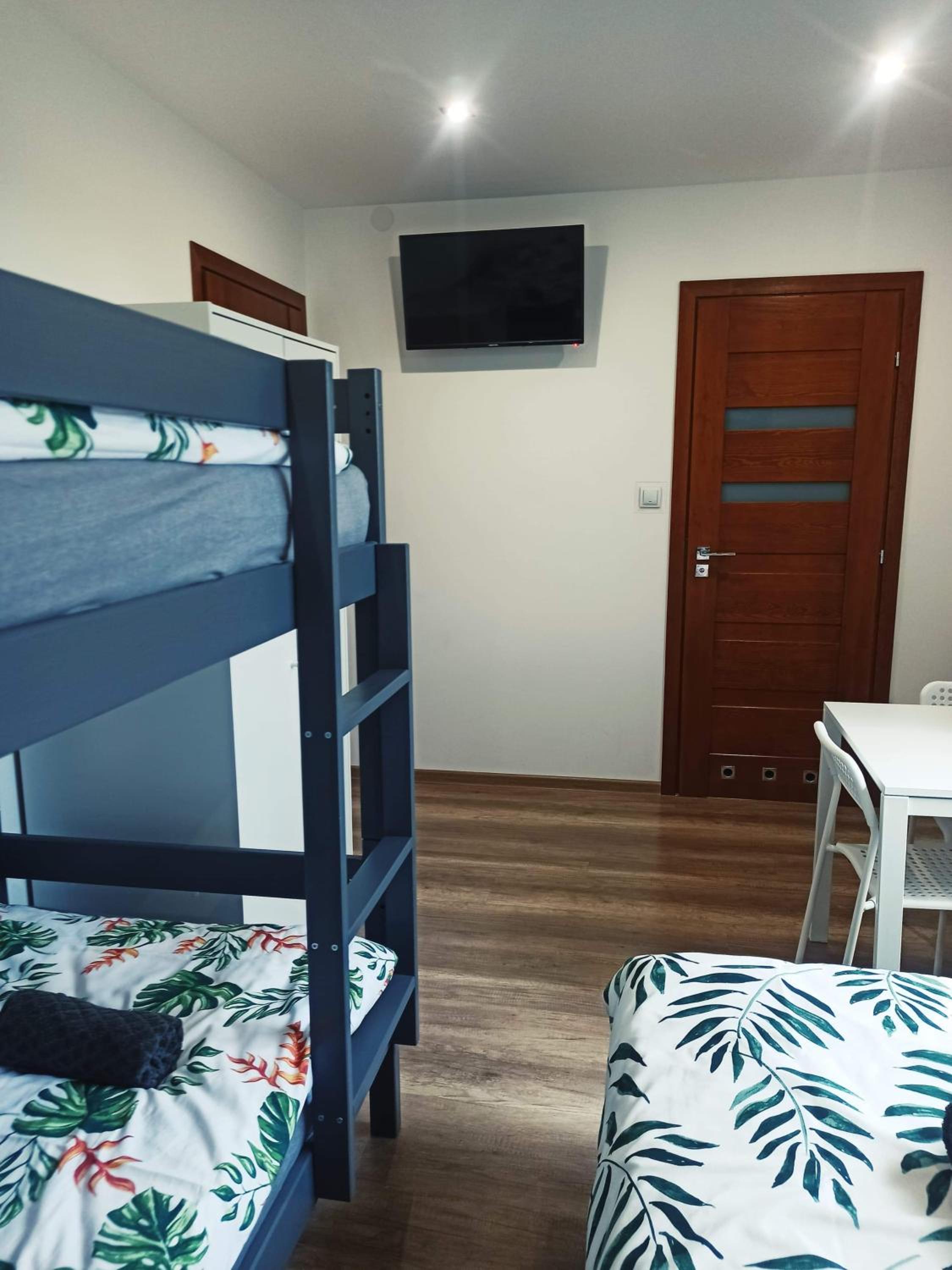 Double Room with Private Bathroom - Photo 3