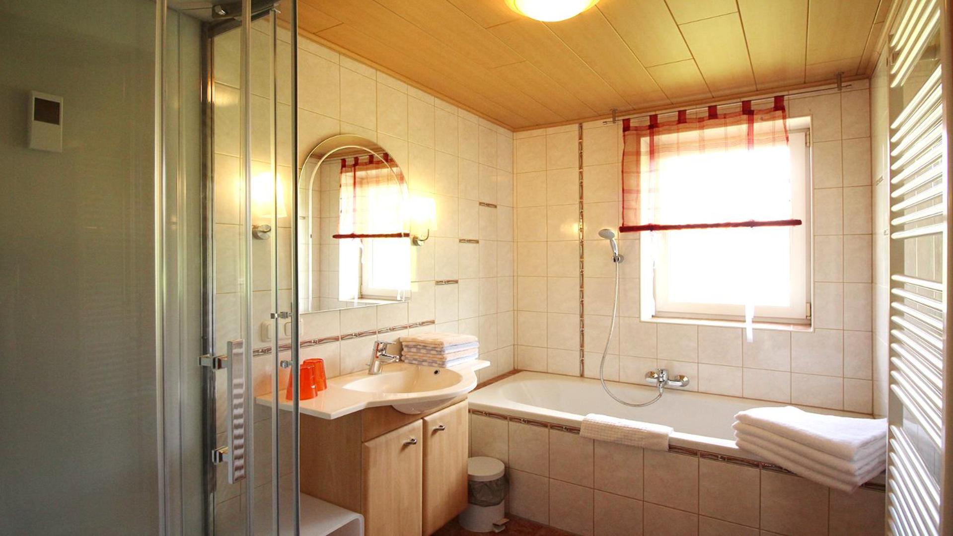 Comfort Two-Bedroom Apartment with Balcony photo 2