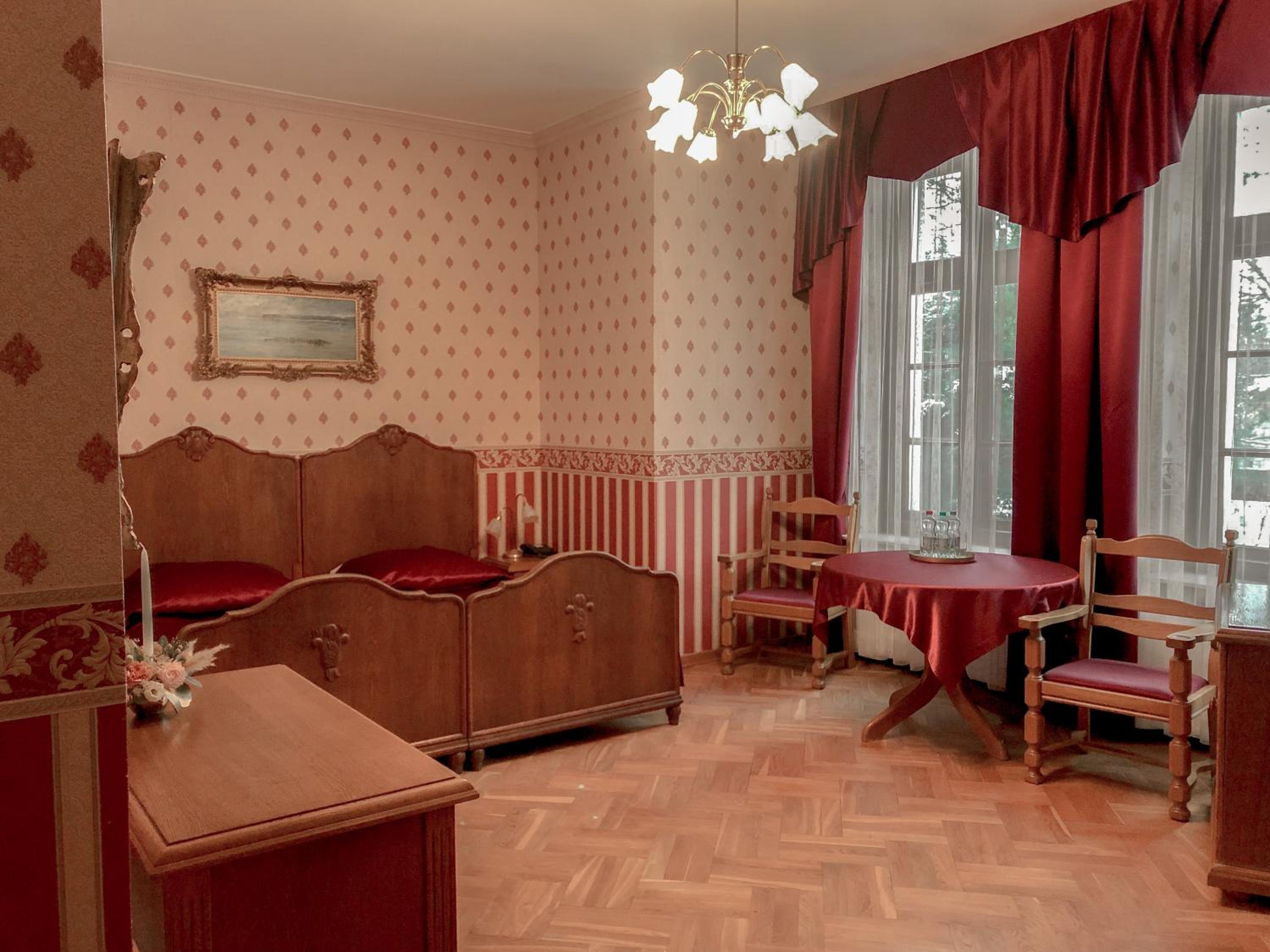 Double Room with Private Bathroom photo 1