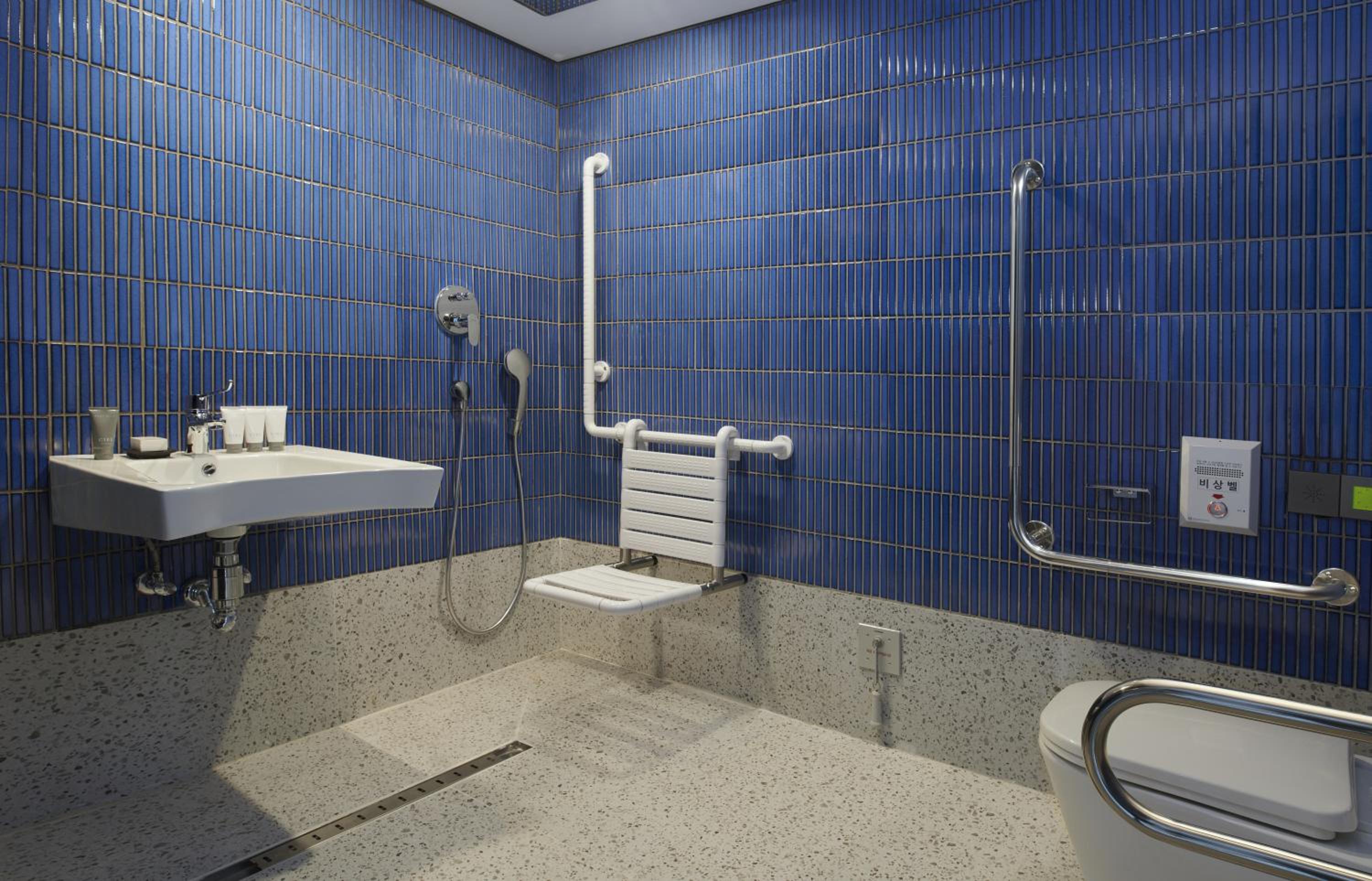 Itaewon Single Room - Outdoor Pool Access Excluded photo 3