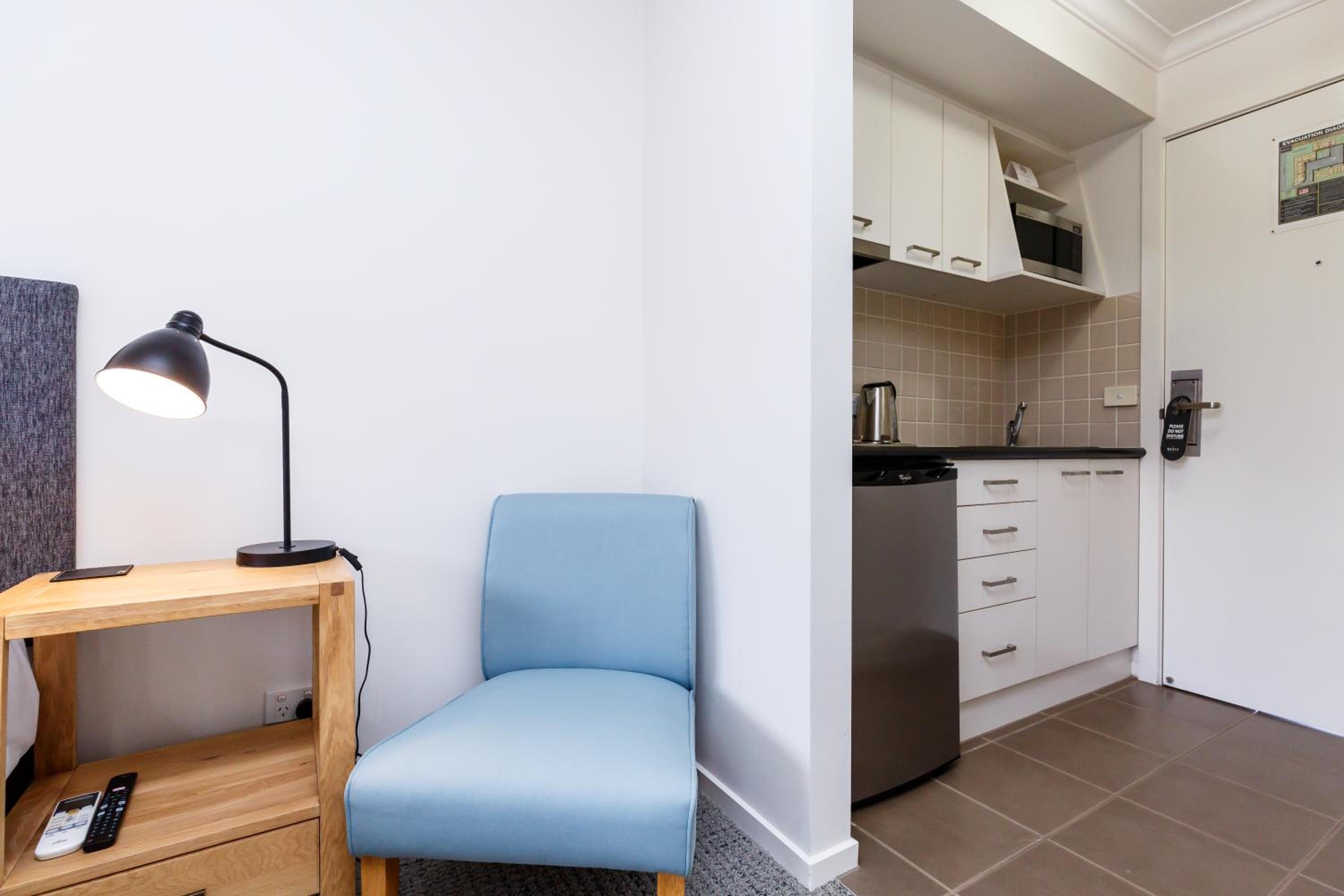 Studio Apartment photo 2