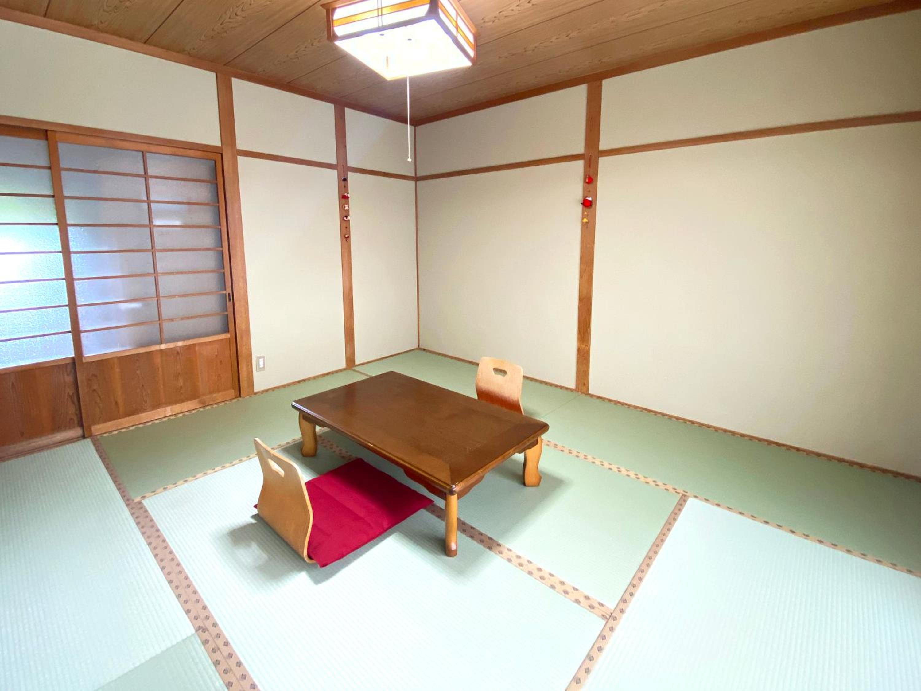 Triple Room with Shared Bathroom