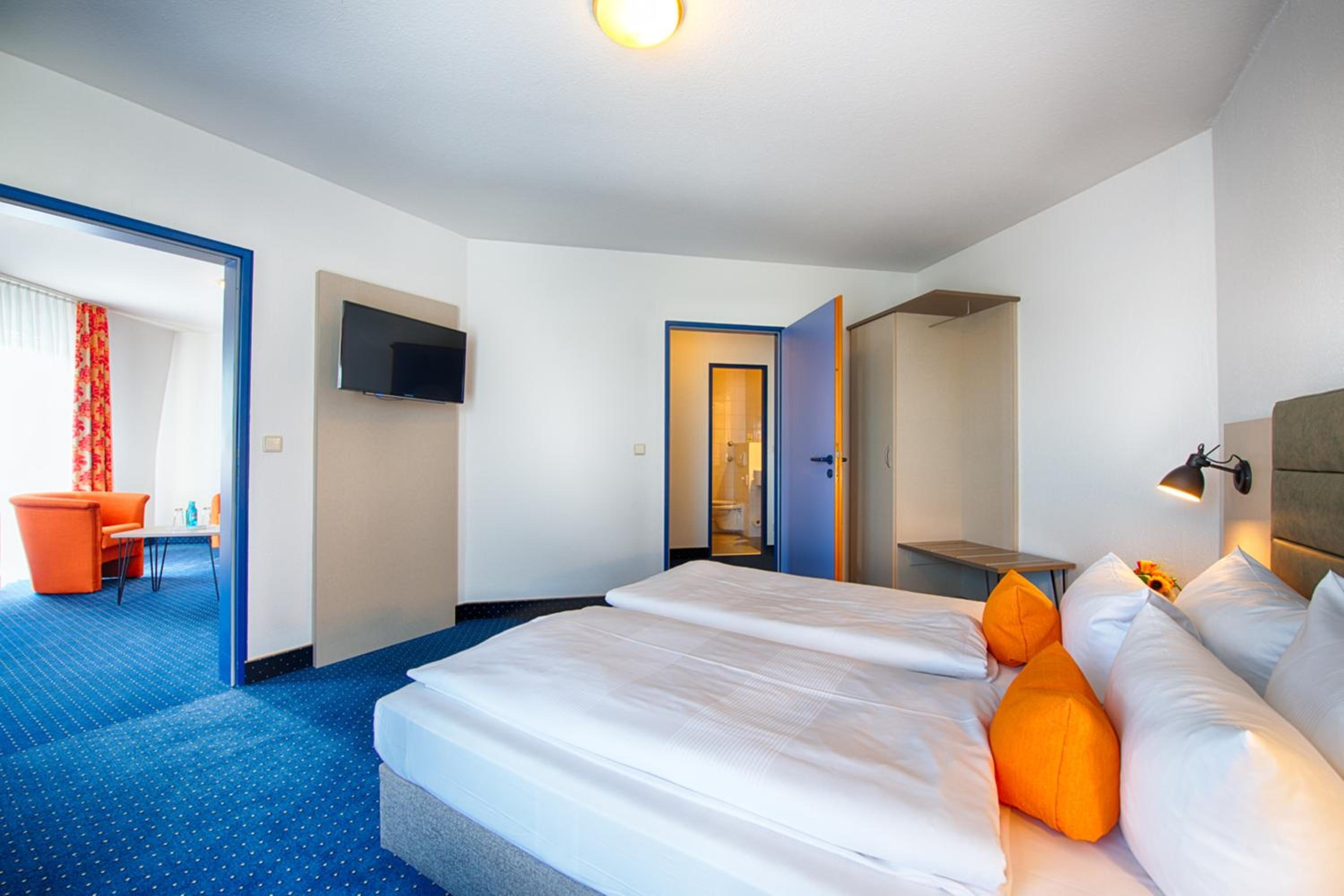 Junior Suite With Double Or Twin Bed photo 2