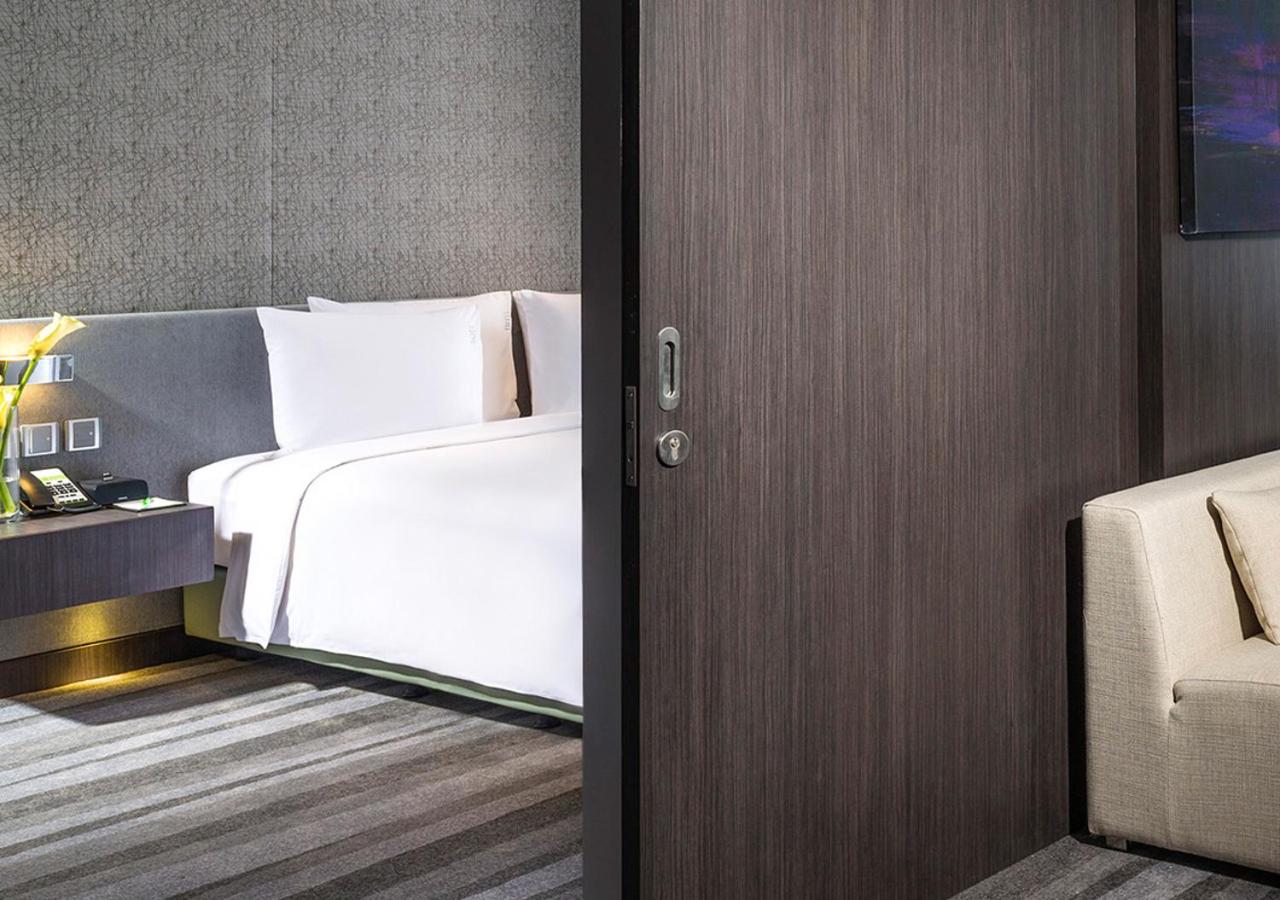 One-Bedroom King Suite with City View