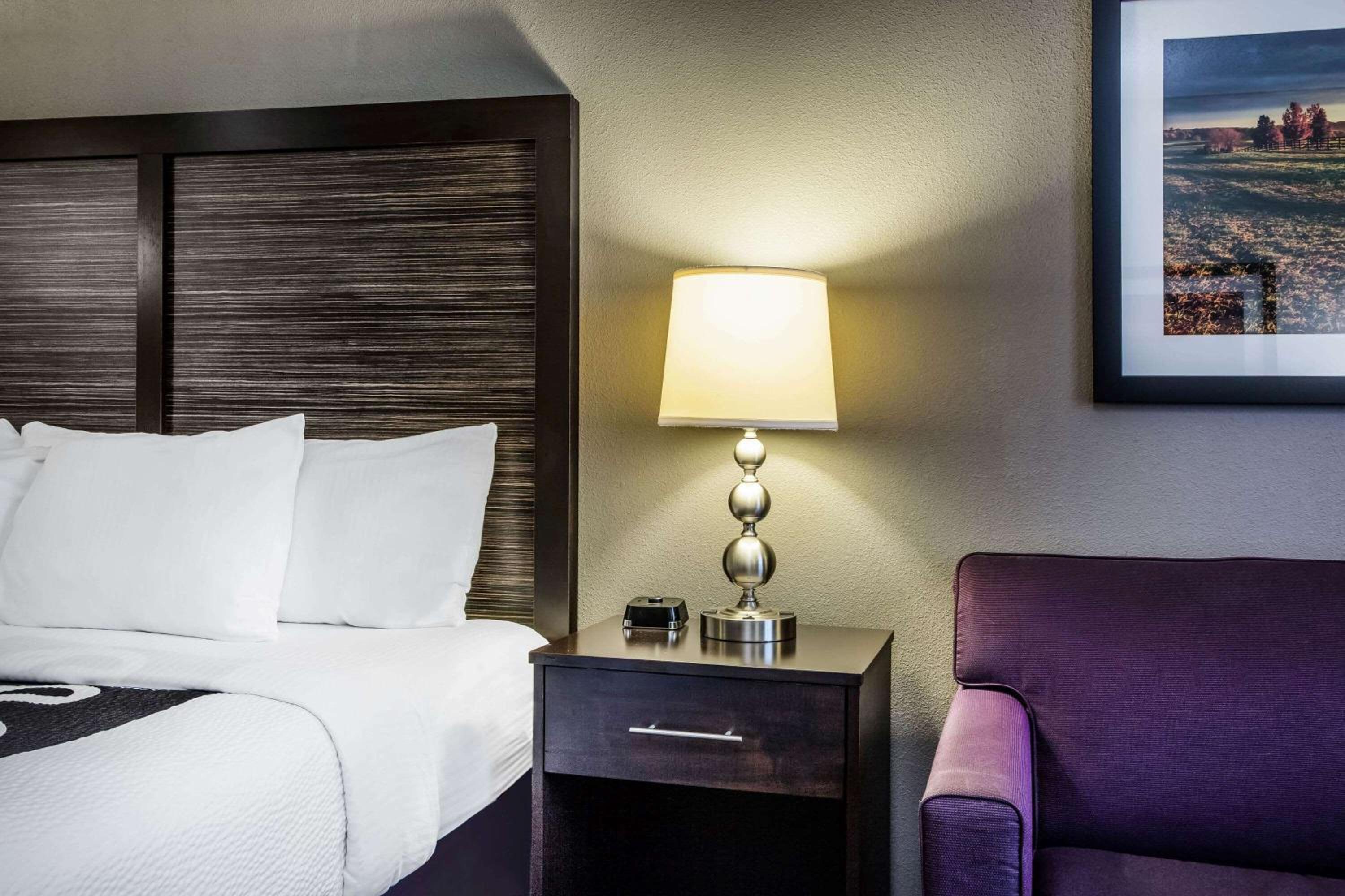 King Room - Disability Access - Photo 1