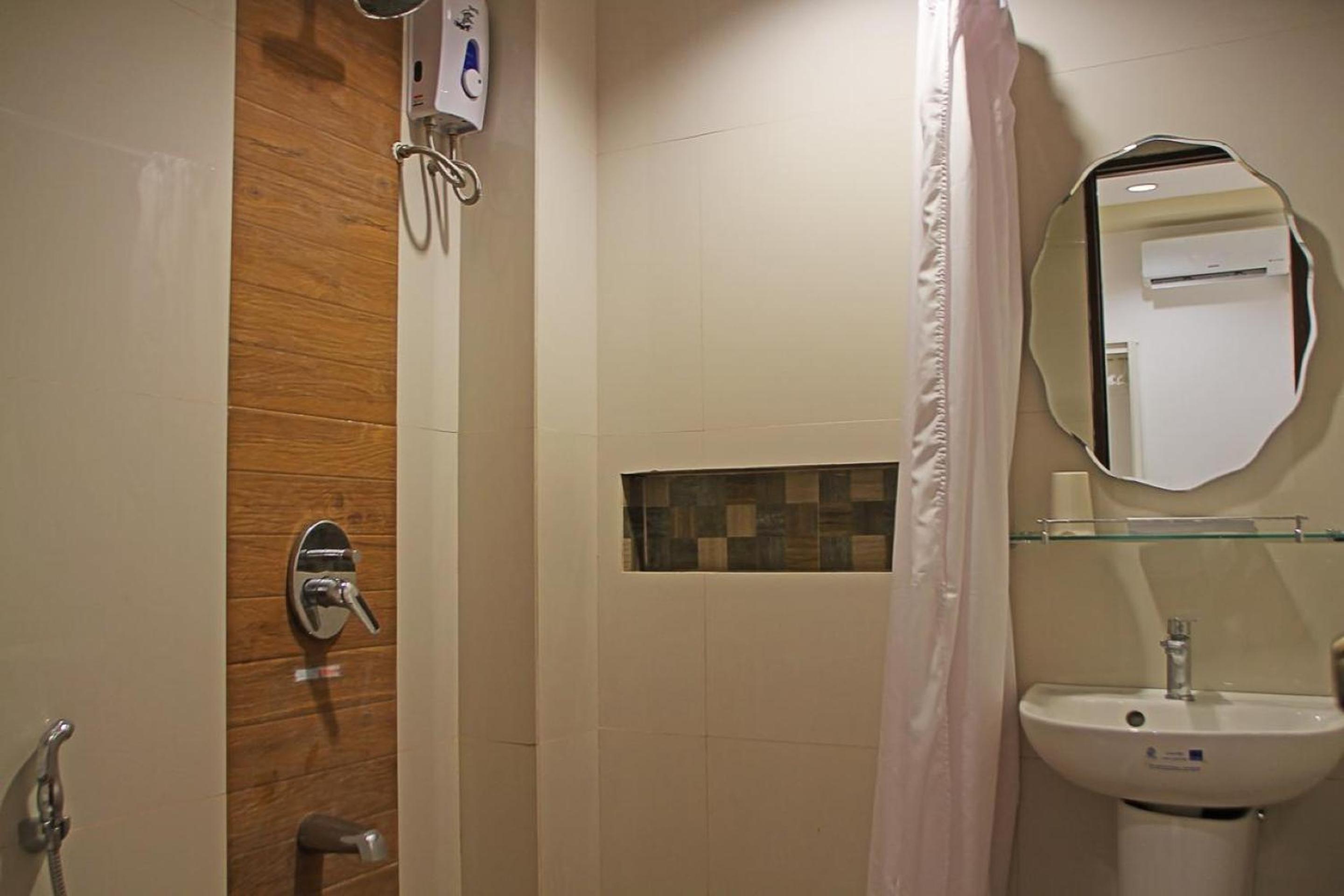 Double Room with Extra Bed photo 3