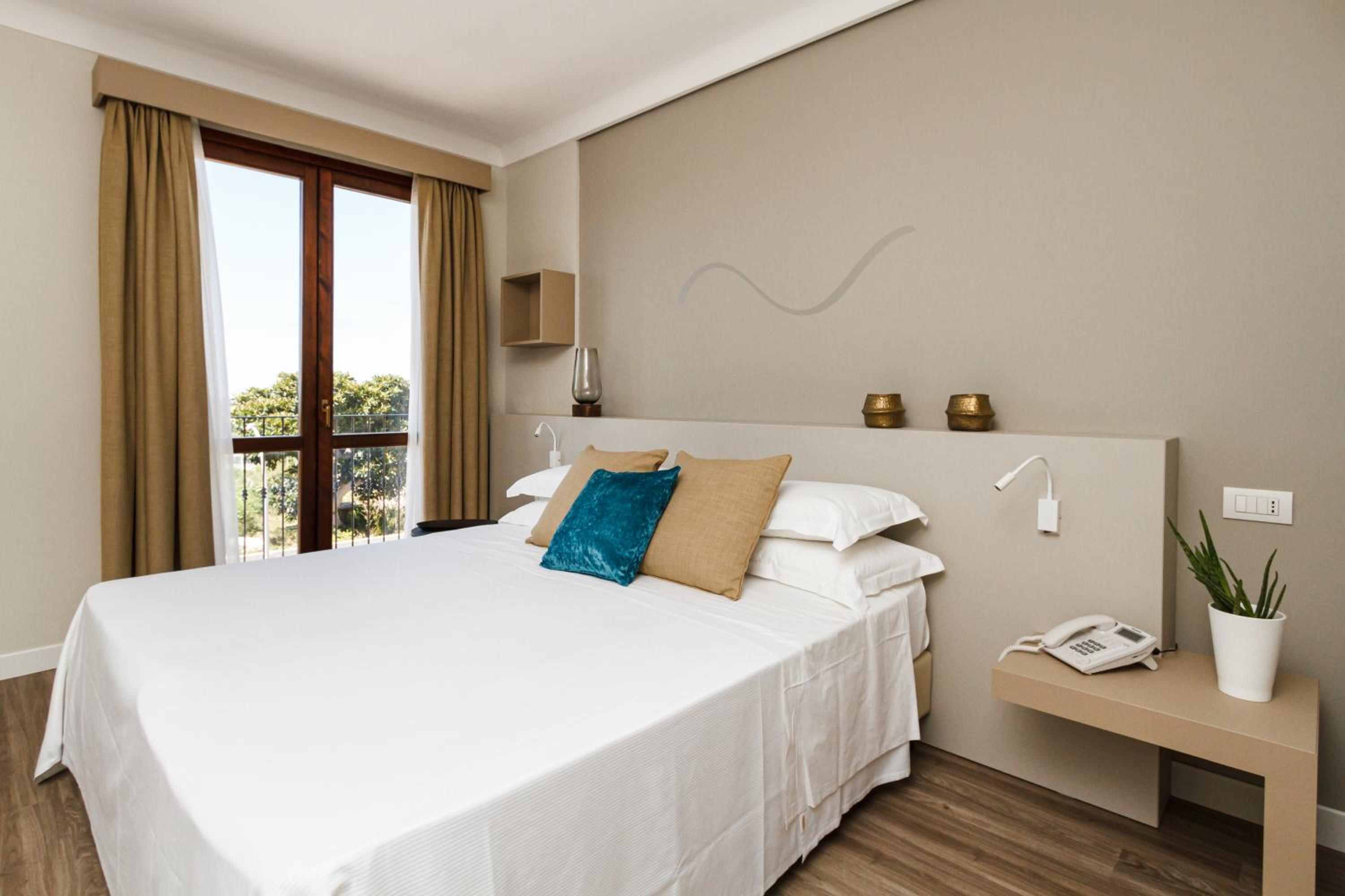 Superior Double or Twin Room - Photo 1