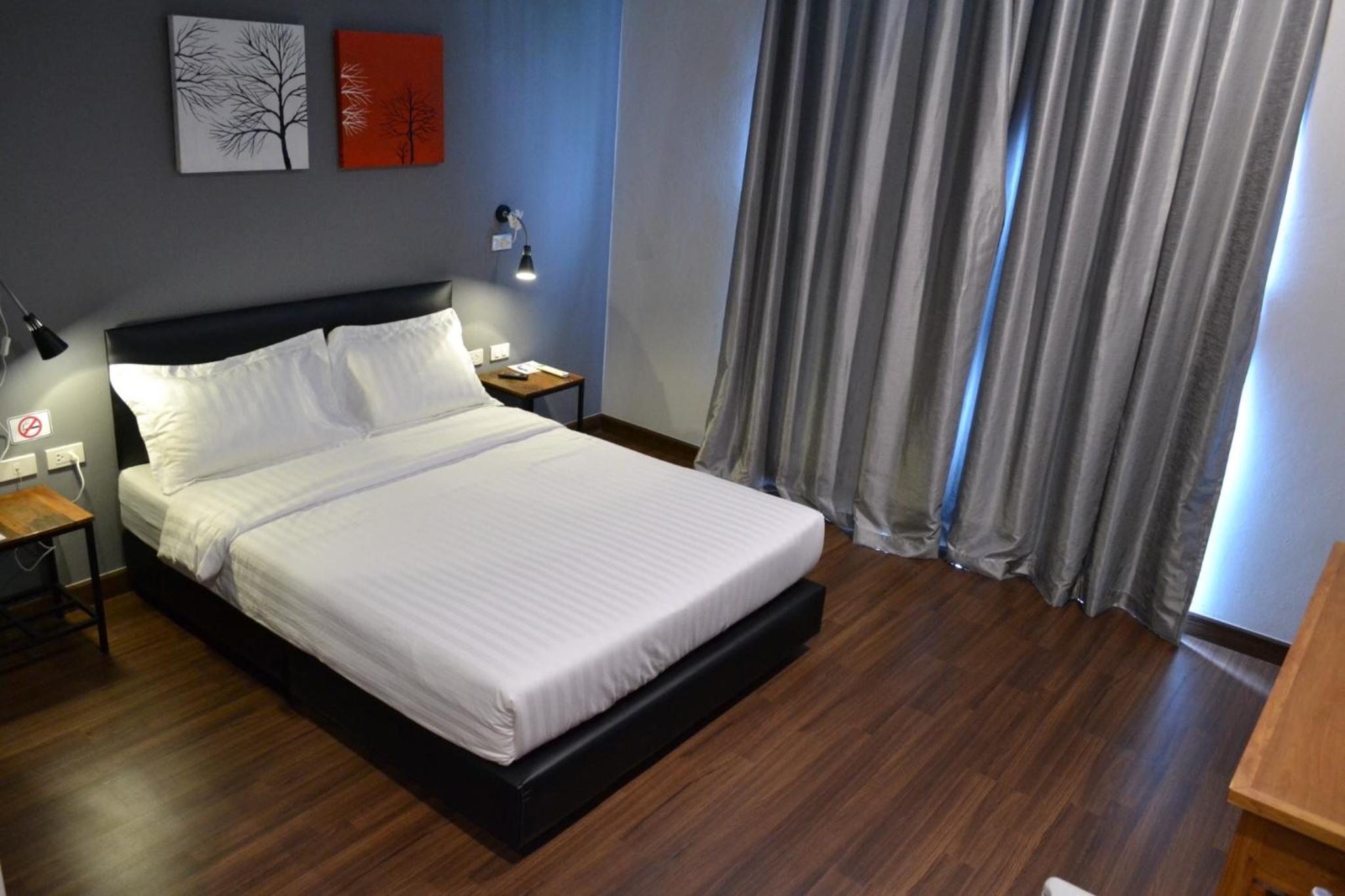 Deluxe Room - Photo 3