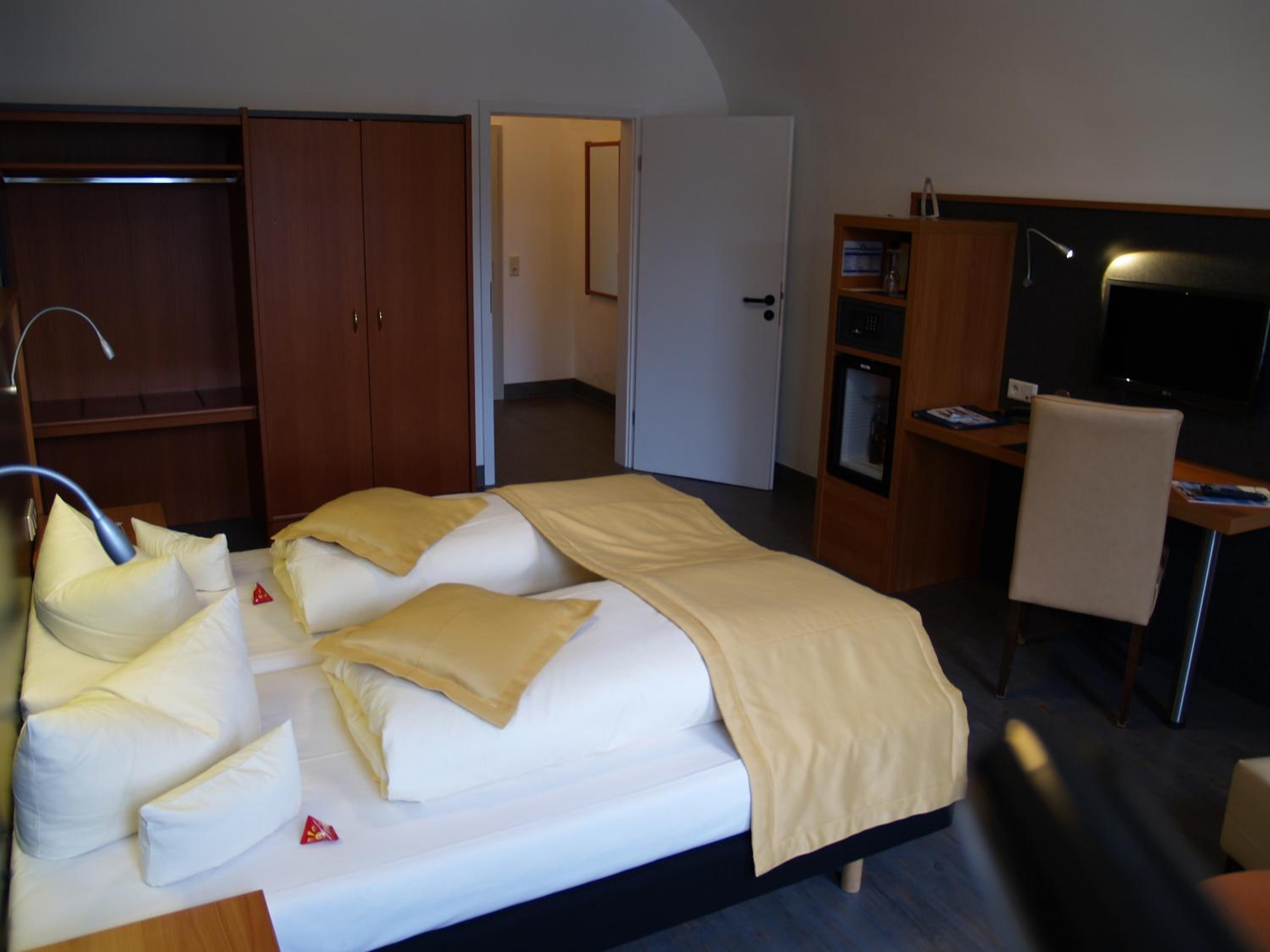 Superior Double Room - Photo 3