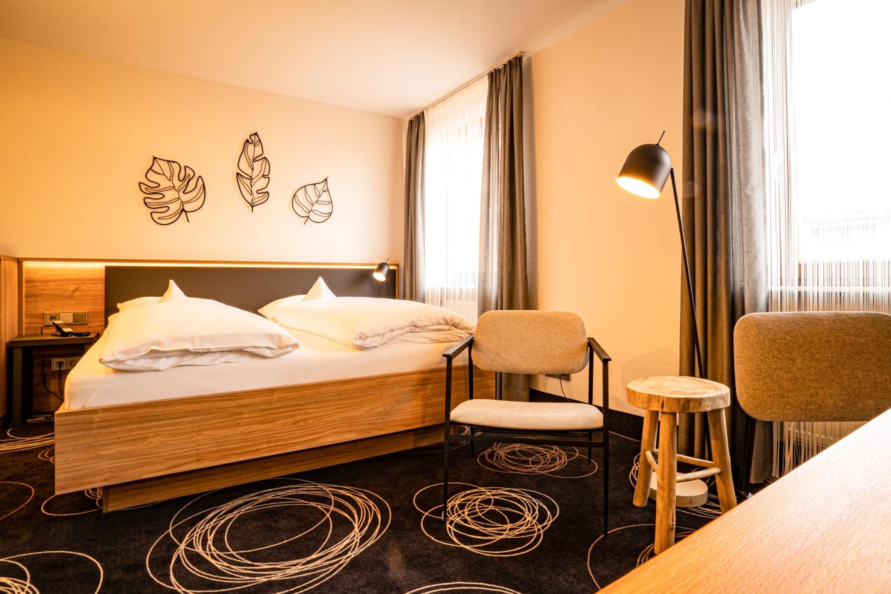 Standard Double Room - Photo 6