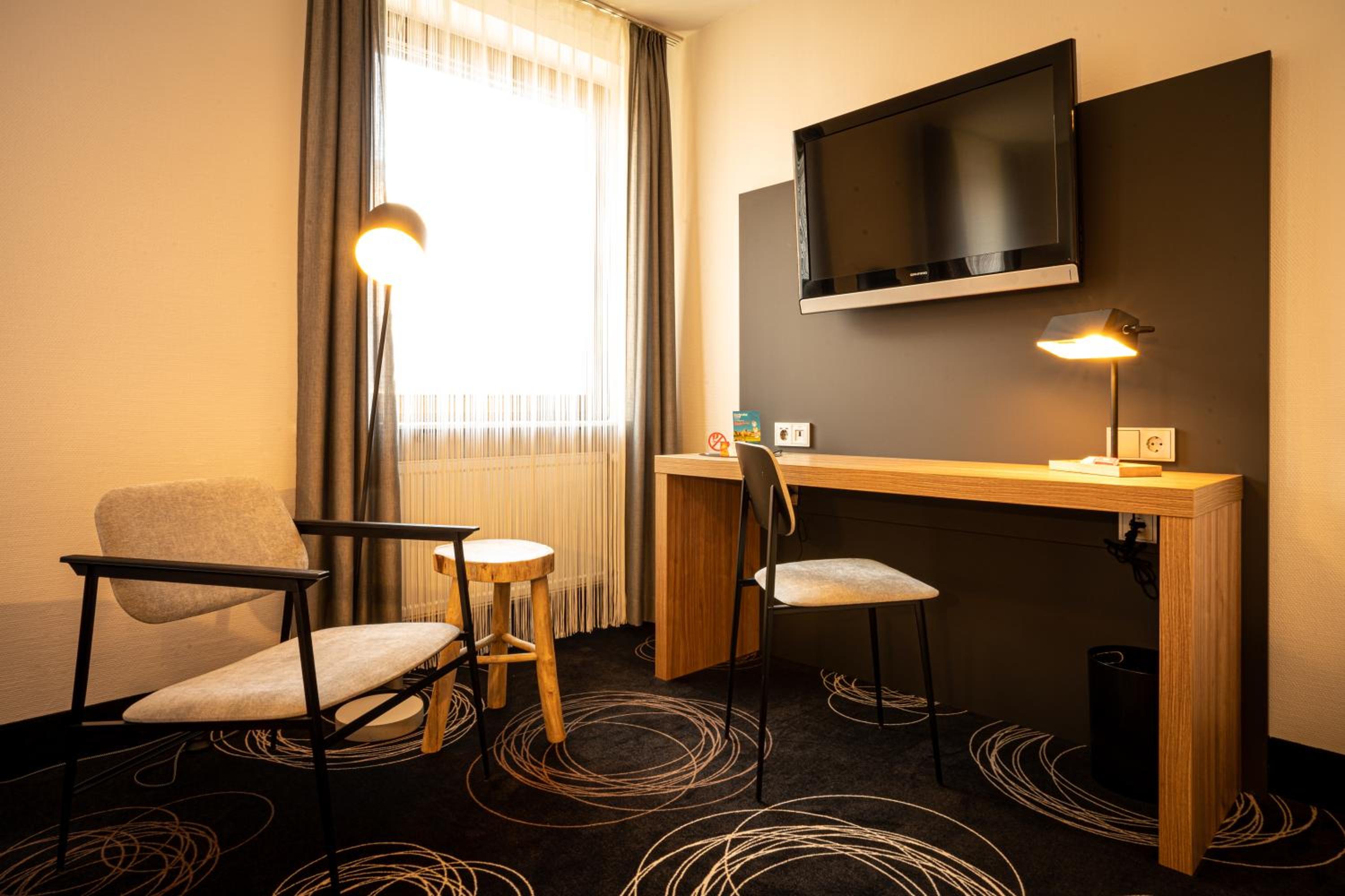 Standard Double Room - Photo 4