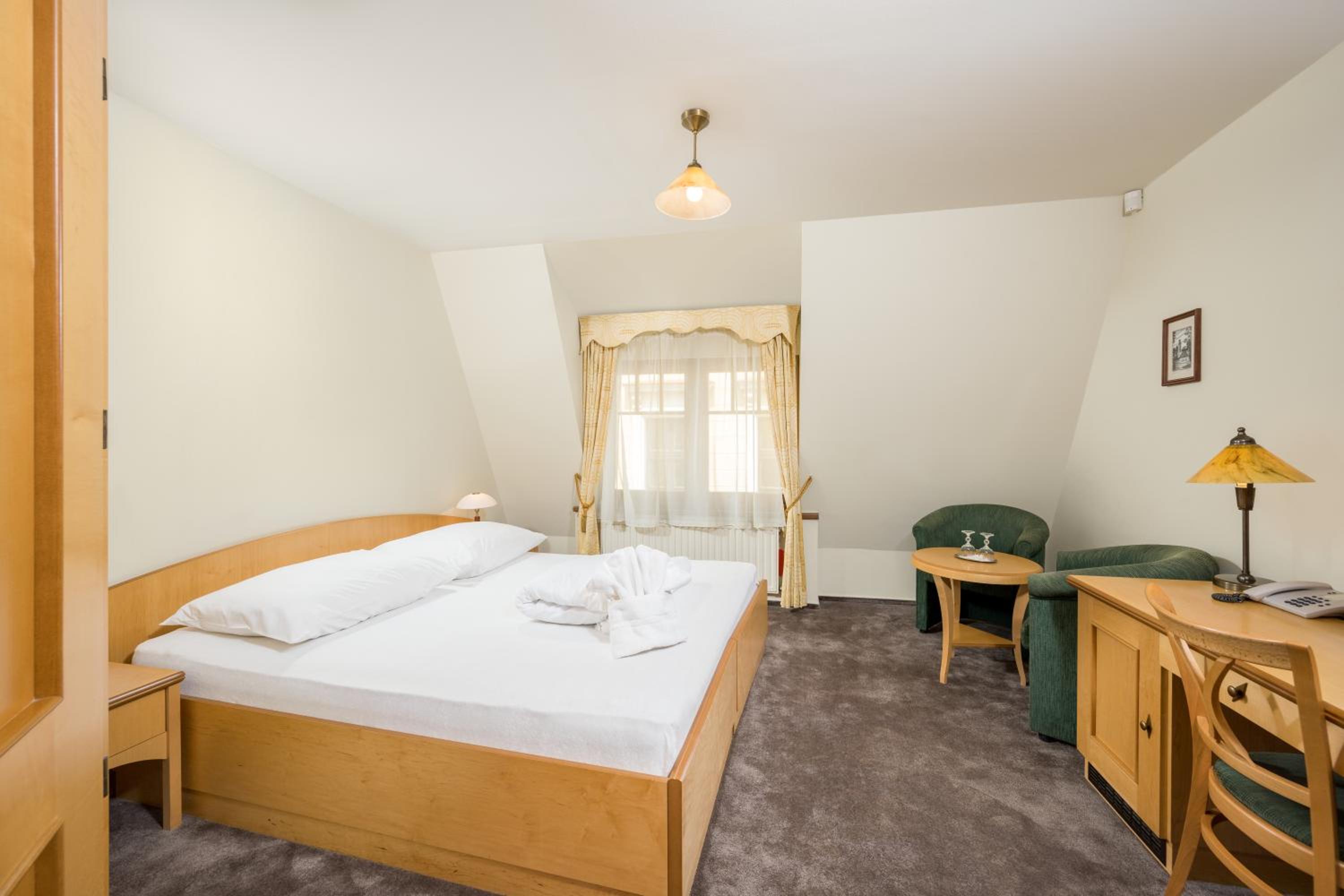 Double Room - Photo 4