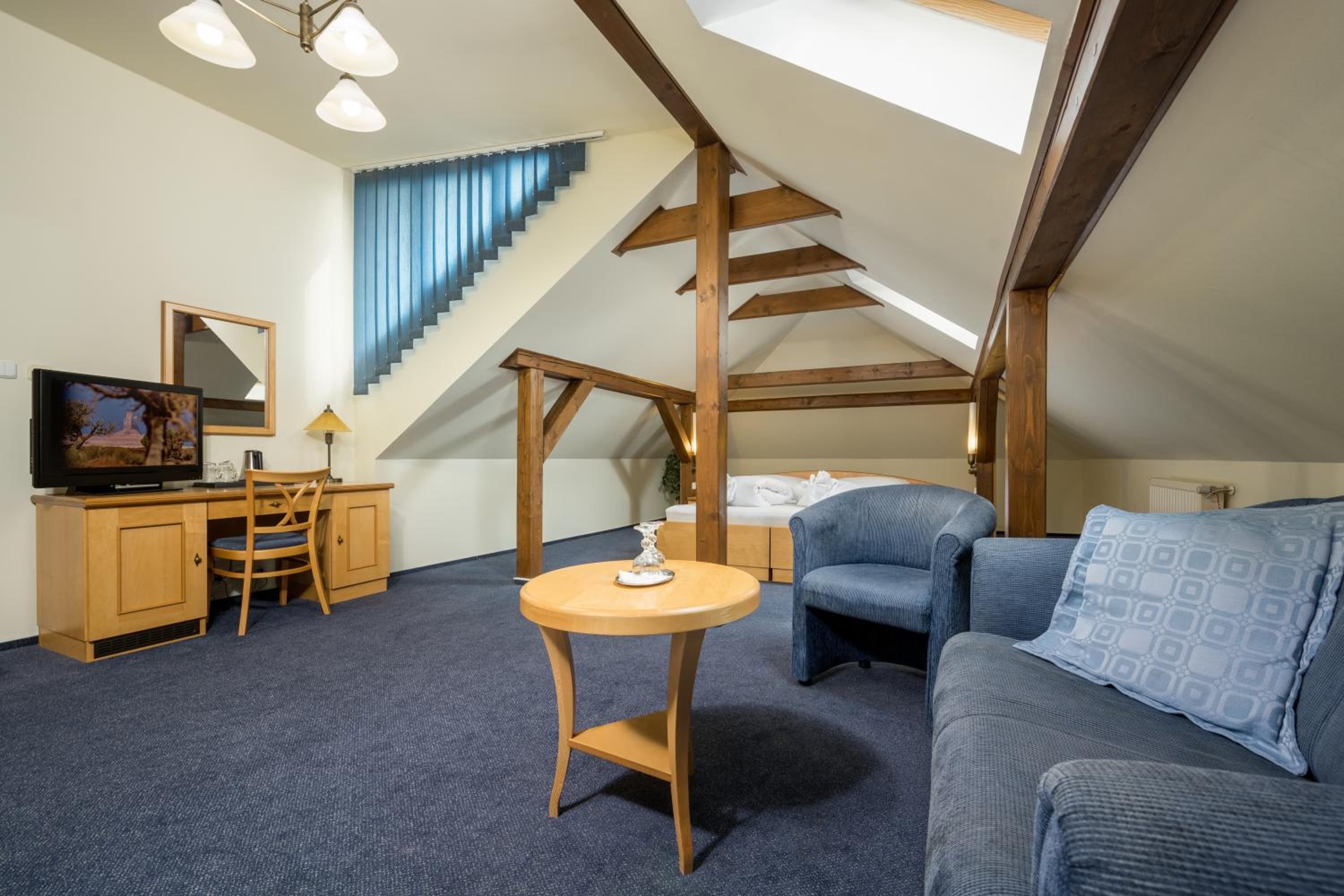 Double Room - Photo 5