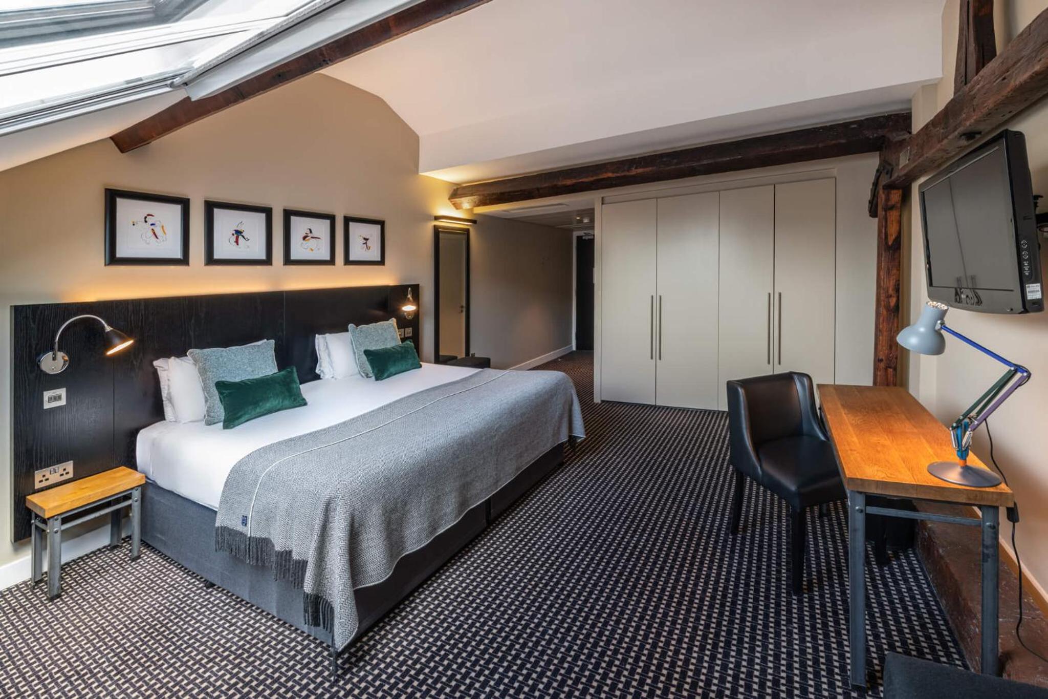Deluxe Double Room photo 3
