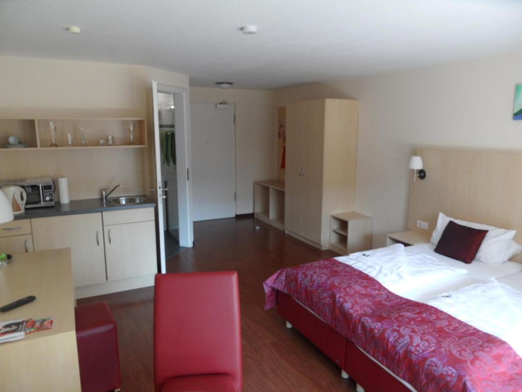 Double Room with Balcony photo 2