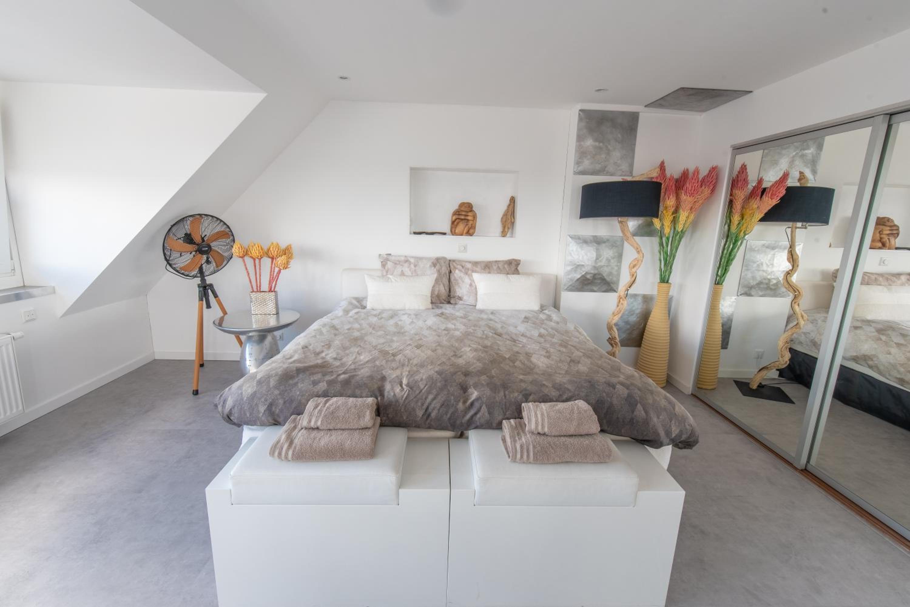 Three-Bedroom Villa photo 1