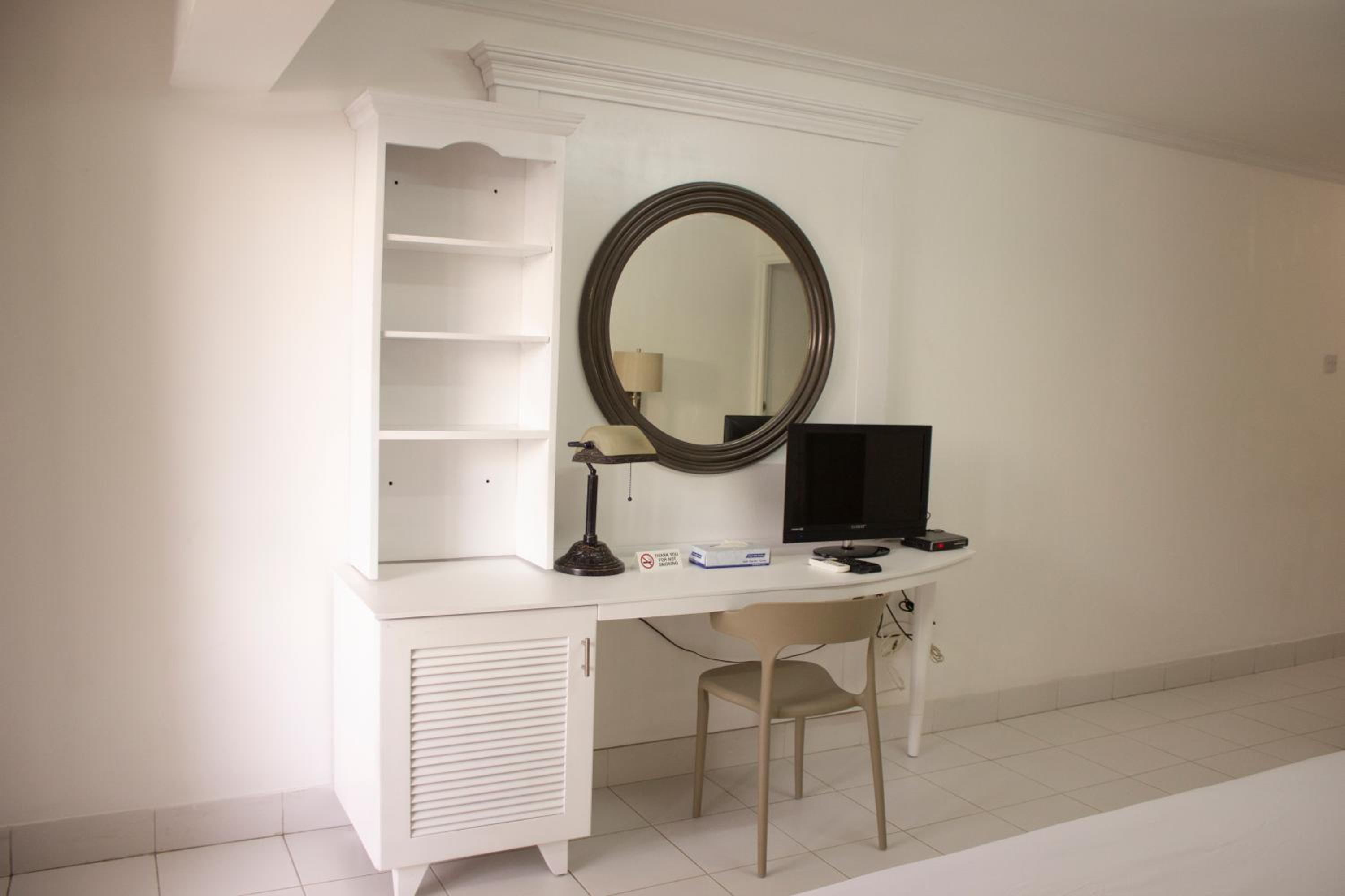 Studio with Terrace - Photo 5