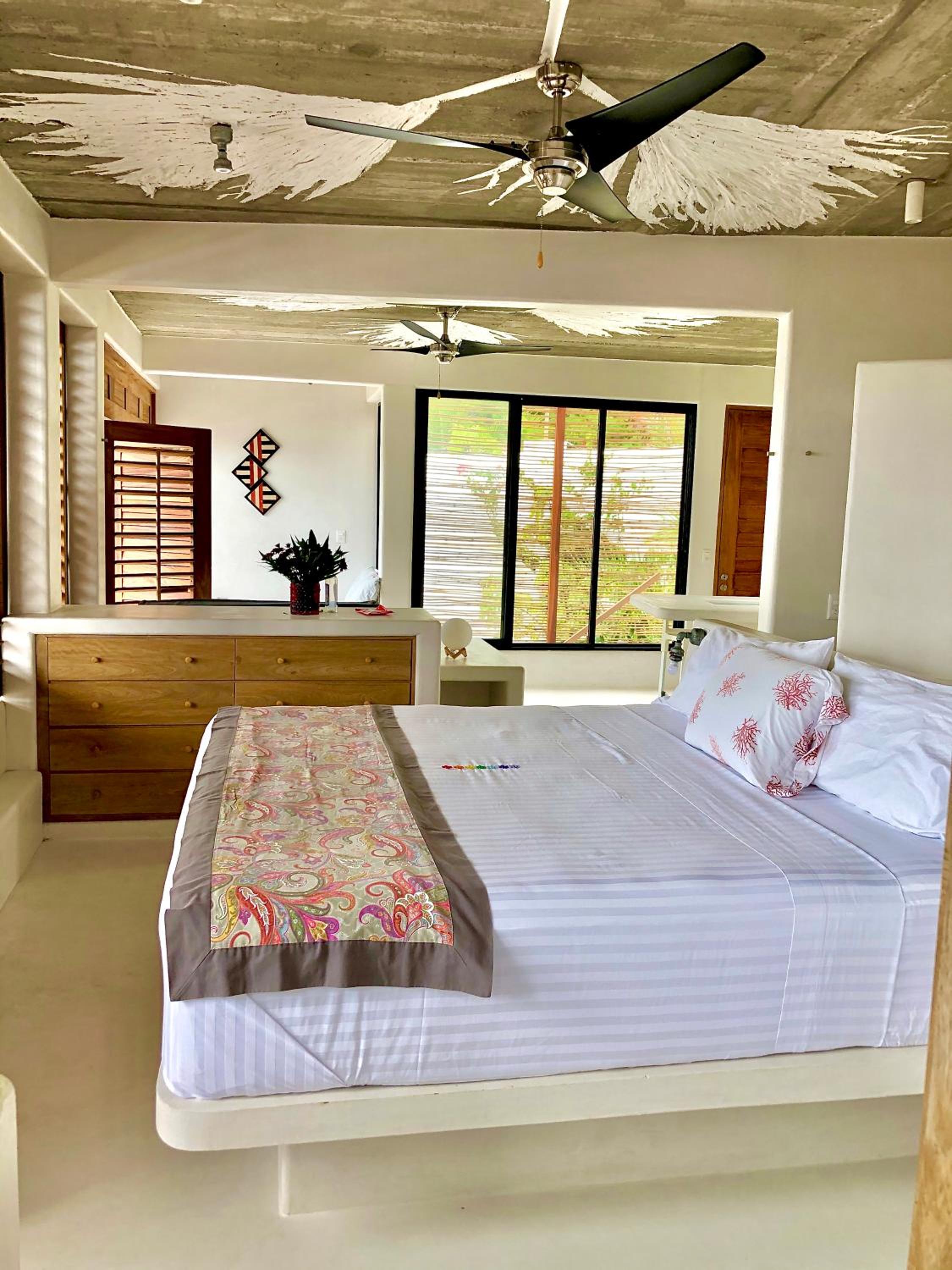 Studio with Ocean View - Photo 4