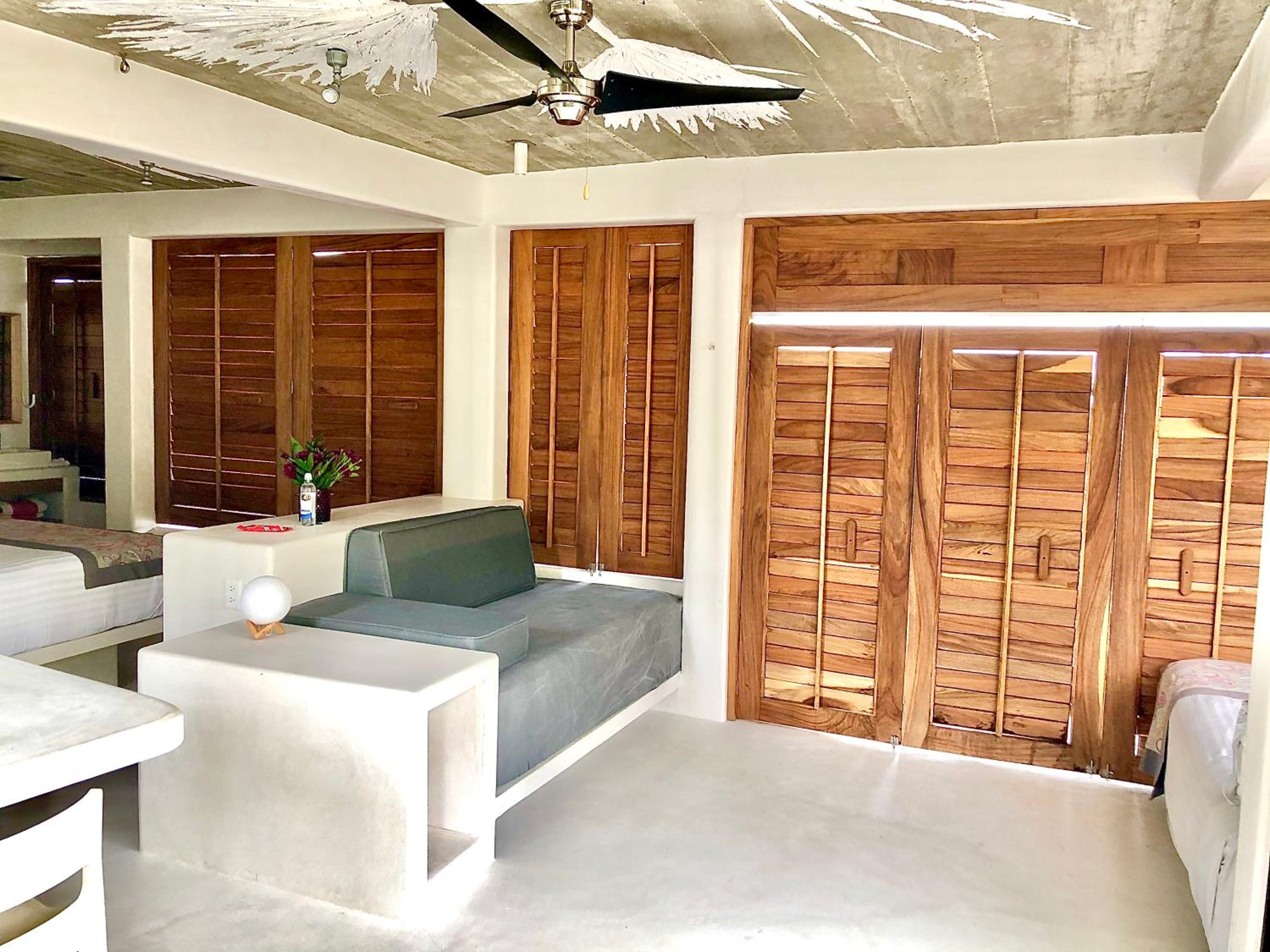 Studio with Ocean View - Photo 11