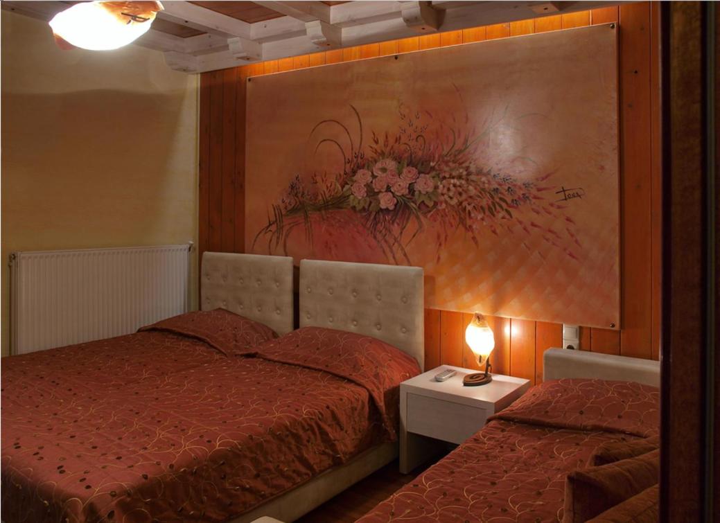 Twin Room - Photo 2