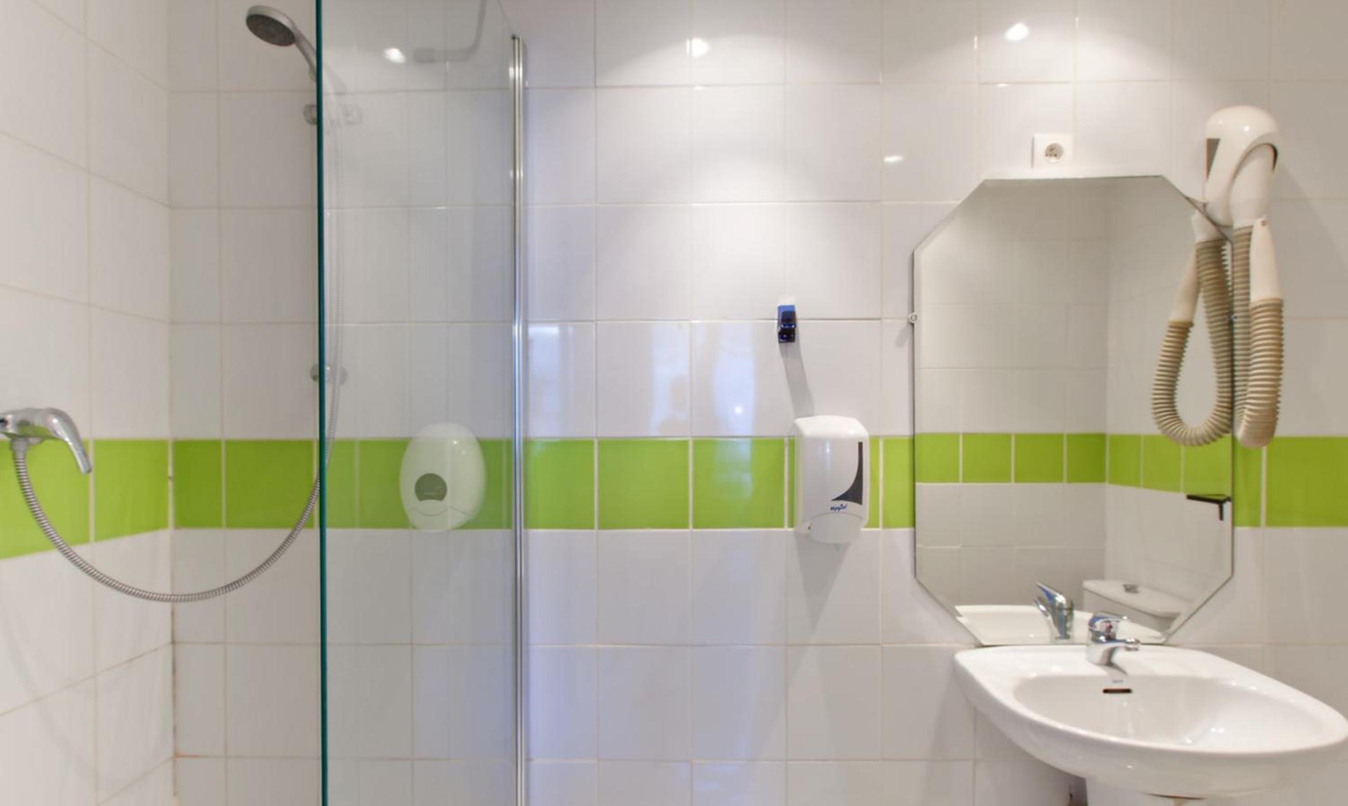 Triple Room - Photo 3