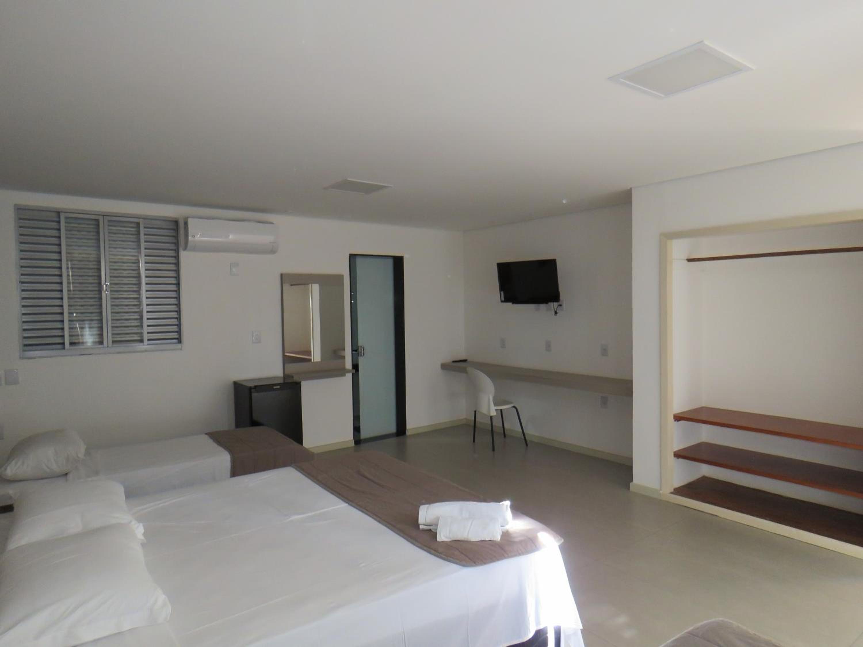 Queen Suite photo 1
